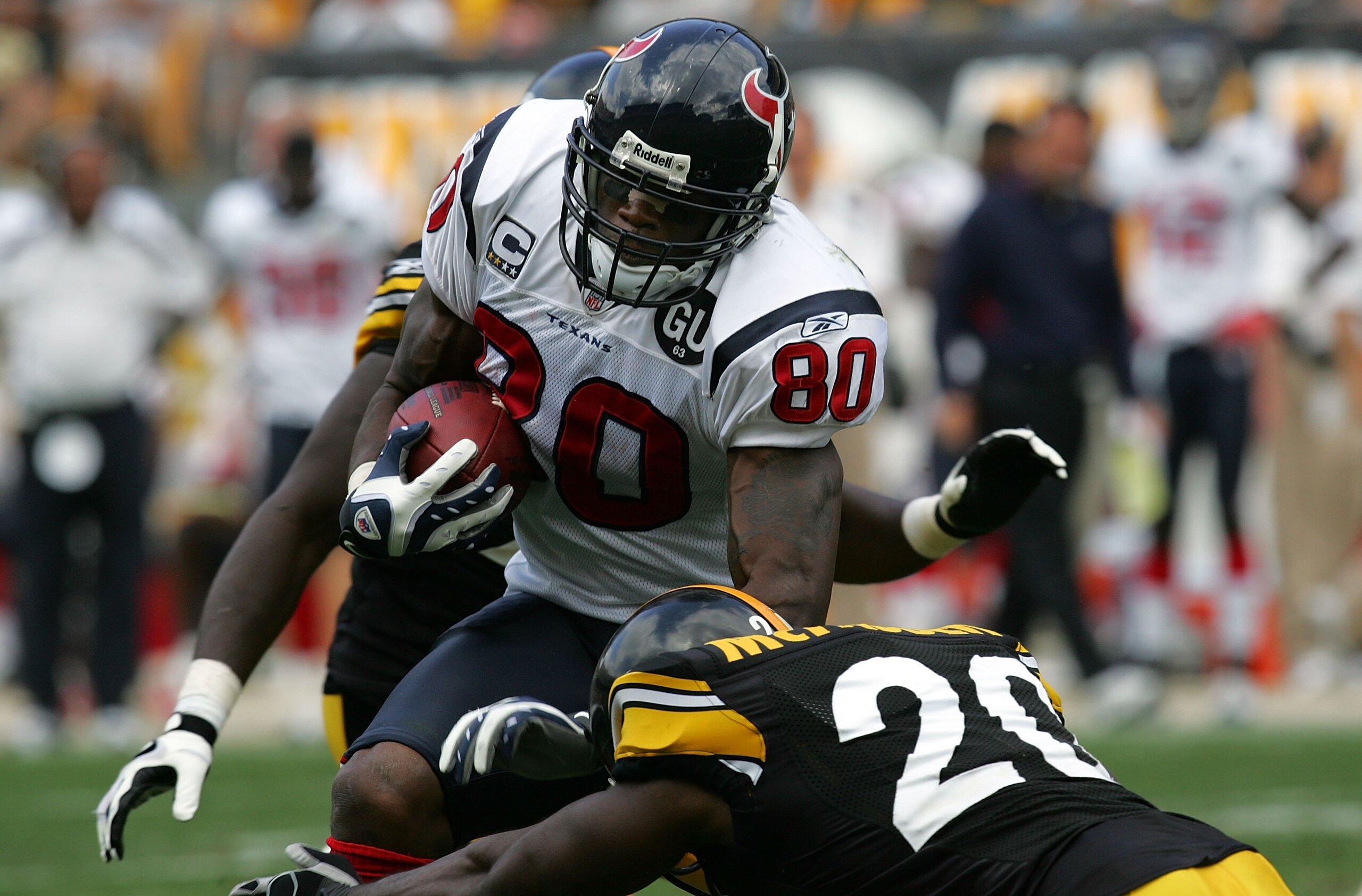 PITTSBURGH - SEPTEMBER 07:  Wide receiver Andre Johnson #80 of the Houston Texans during play against the Pittsburgh Steelers on September 7, 2008 at Heinz Field in Pittsburgh, Pennsylvania.  (Photo by Ronald Martinez/Getty Images)