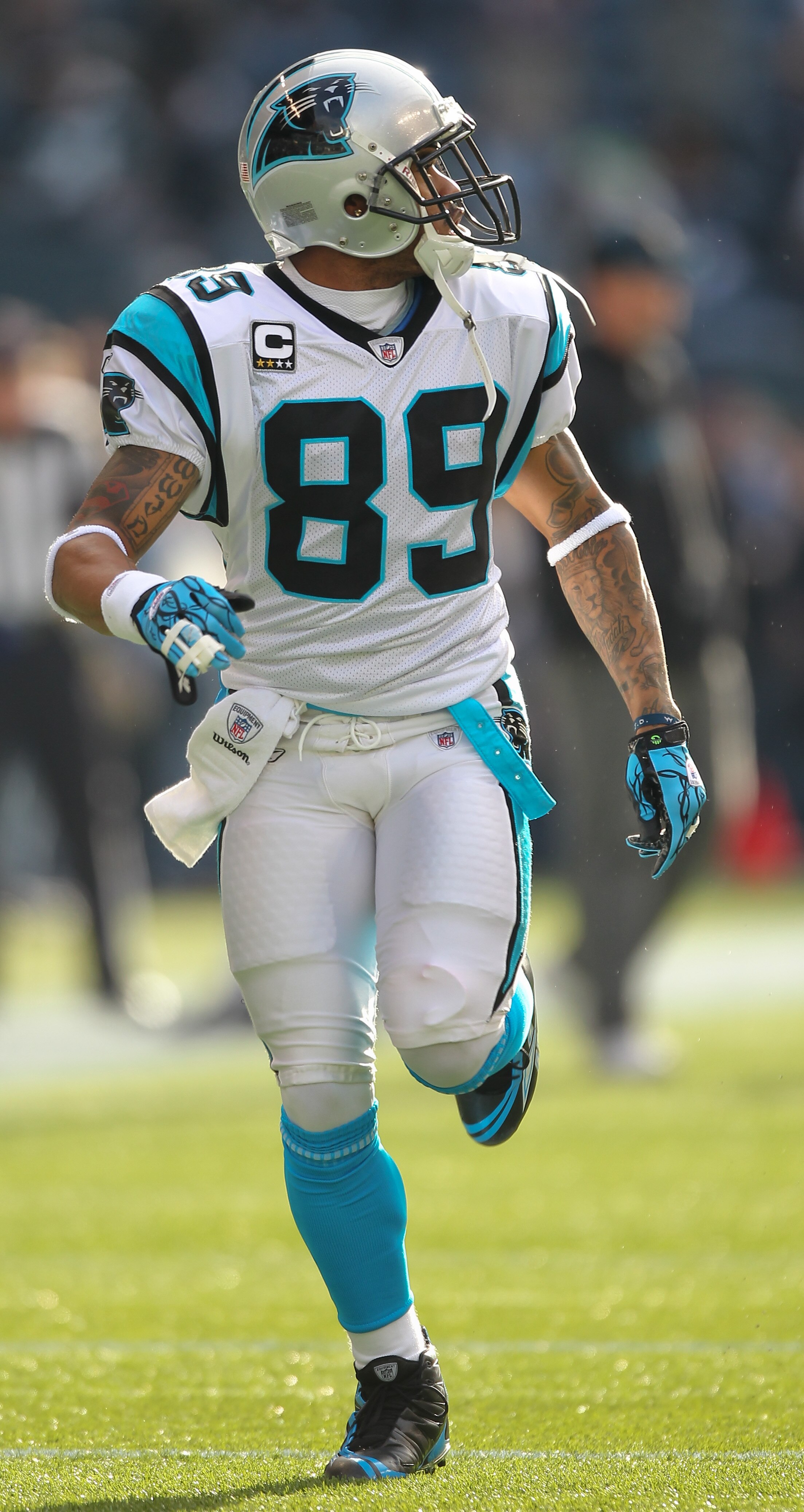 SEATTLE - DECEMBER 05:  Wide receiver Steve Smith #89 of the Carolina Panthers warms up prior to the game against the Seattle Seahawks at Qwest Field on December 5, 2010 in Seattle, Washington. The Seahawks won, 31-14. (Photo by Otto Greule Jr/Getty Image