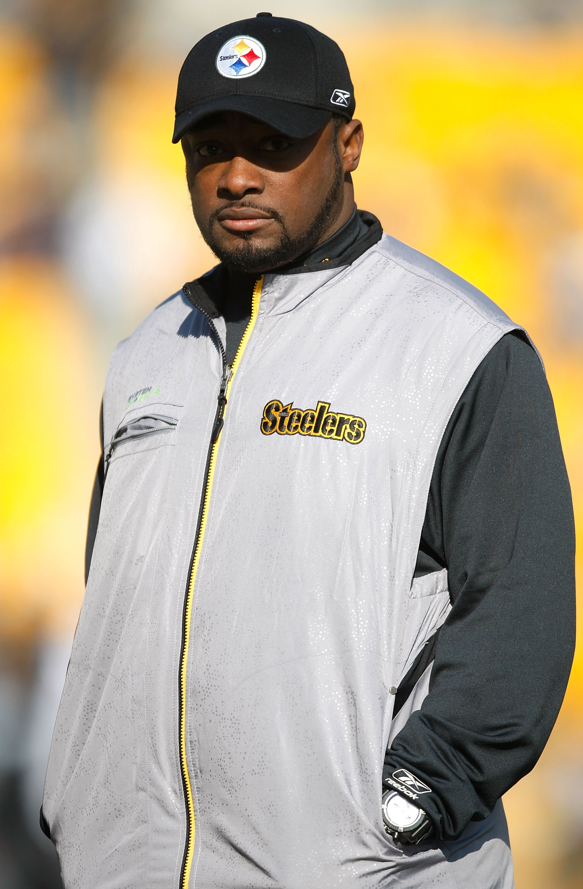 PITTSBURGH - DECEMBER 06:  Head coach Mike Tomlin of the Pittsburgh Steelers watches his team before the game against the Oakland Raiders on December 6, 2009 at Heinz Field in Pittsburgh, Pennsylvania.  (Photo by Jared Wickerham/Getty Images)