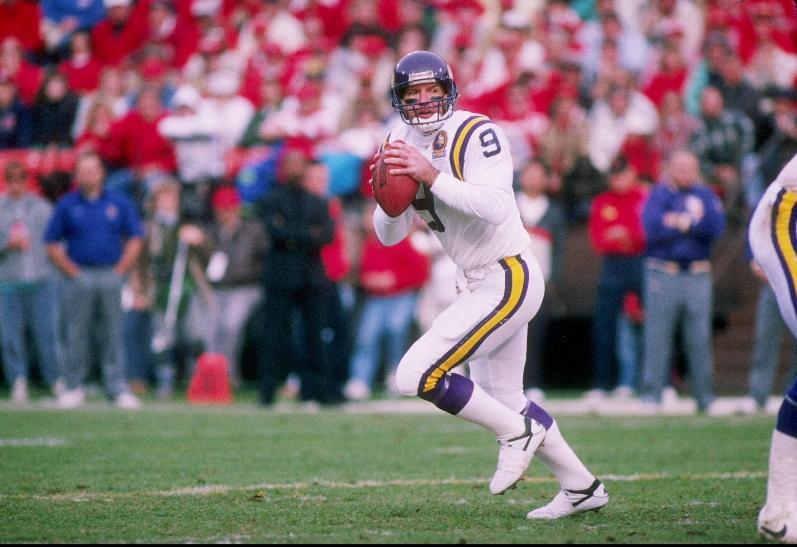 6 Jan 1990: Quarterback Tommy Kramer of the Minnesota Vikings prepares to pass the ball during a game against the San Francisco 49ers at Candlestick Park in San Francisco, California. The 49ers won the game 41-13. Mandatory Credit: Otto Greule /Allspor 6 Jan 1990: Quarterback Tommy Kramer of the Minnesota Vikings prepares to pass the ball during a game against the San Francisco 49ers at Candlestick Park in San Francisco, California. The 49ers won the game 41-13. Mandatory Credit: Otto Greule /Allspor