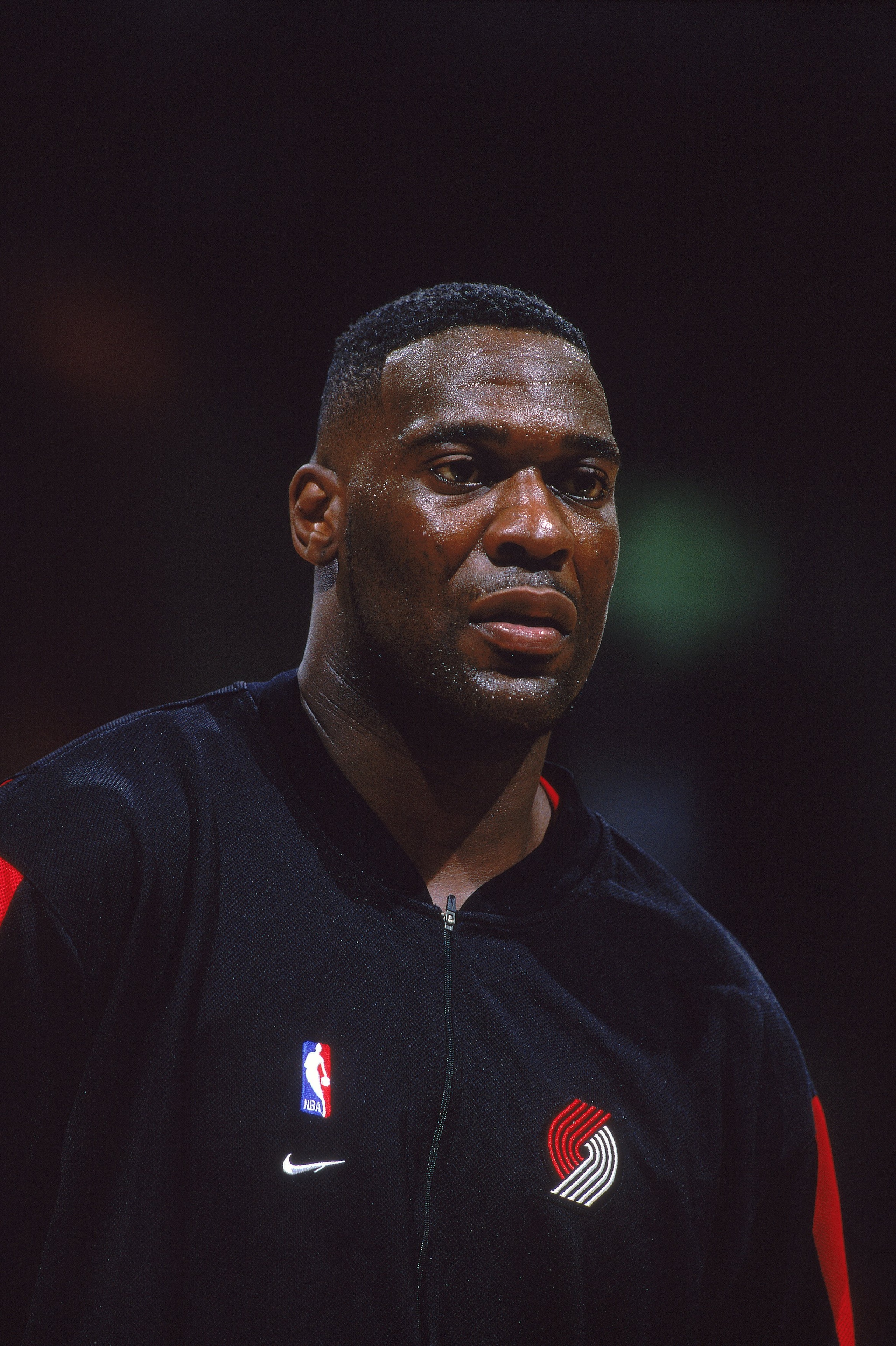 16 Nov 2000: A close up of Shawn Kemp #40 of the Portland Trail Blazers as he looks on before the game against the Toronto Raptors at the Air Canada Centre in Toronto, Canada. The Blazers defeated the Raptors 86-80. NOTE TO USER: It is expressly under 16 Nov 2000: A close up of Shawn Kemp #40 of the Portland Trail Blazers as he looks on before the game against the Toronto Raptors at the Air Canada Centre in Toronto, Canada. The Blazers defeated the Raptors 86-80. NOTE TO USER: It is expressly under