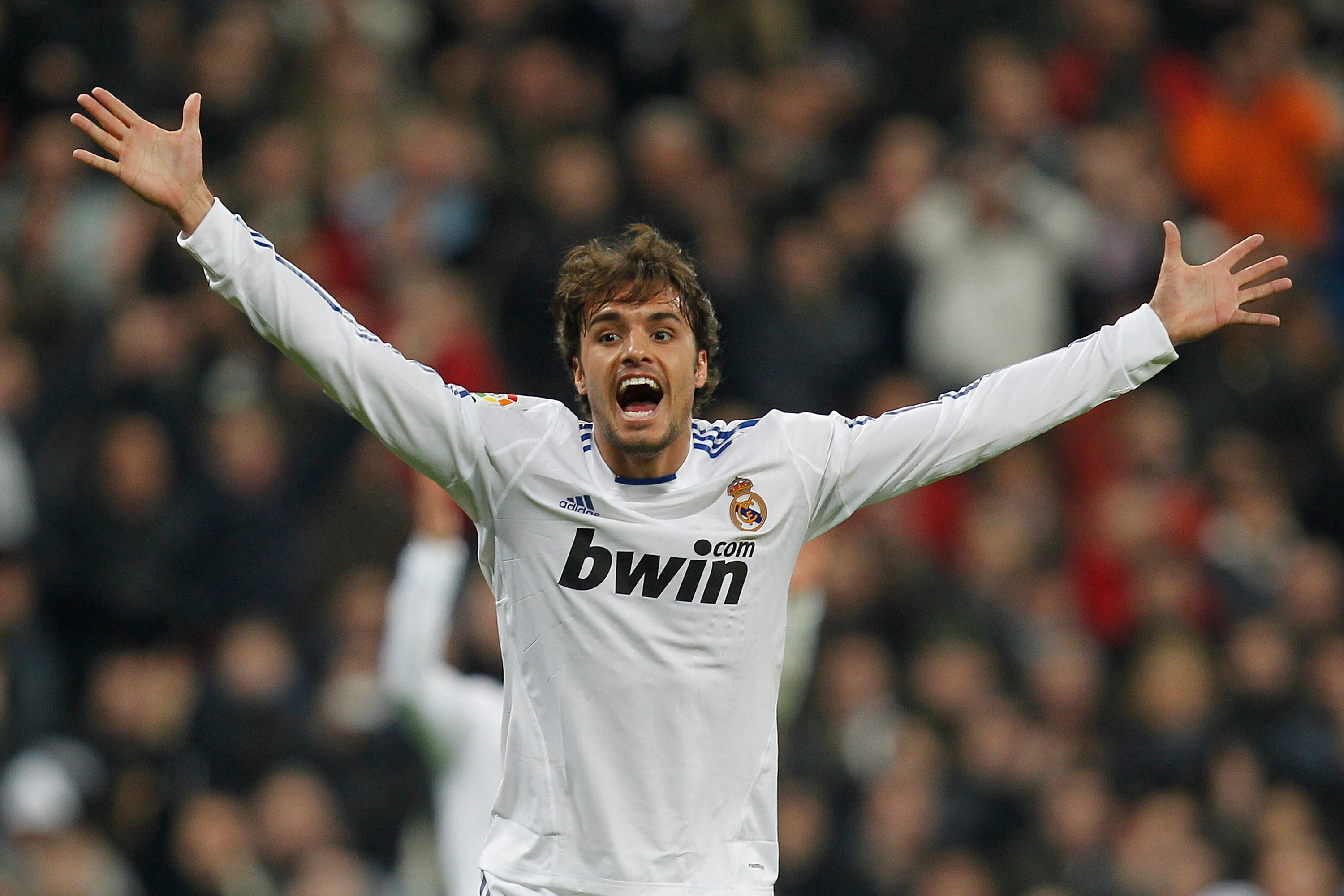MADRID, SPAIN - DECEMBER 19:  Pedro Leon of Real Madrid reacts during the La Liga match between Real Madrid and Sevilla at Estadio Santiago Bernabeu on December 19, 2010 in Madrid, Spain. Real Madrid won the match 1-0.  (Photo by Angel Martinez/Getty Imag