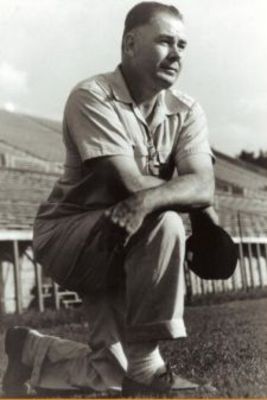 The pose for which he is immortalized in stone.