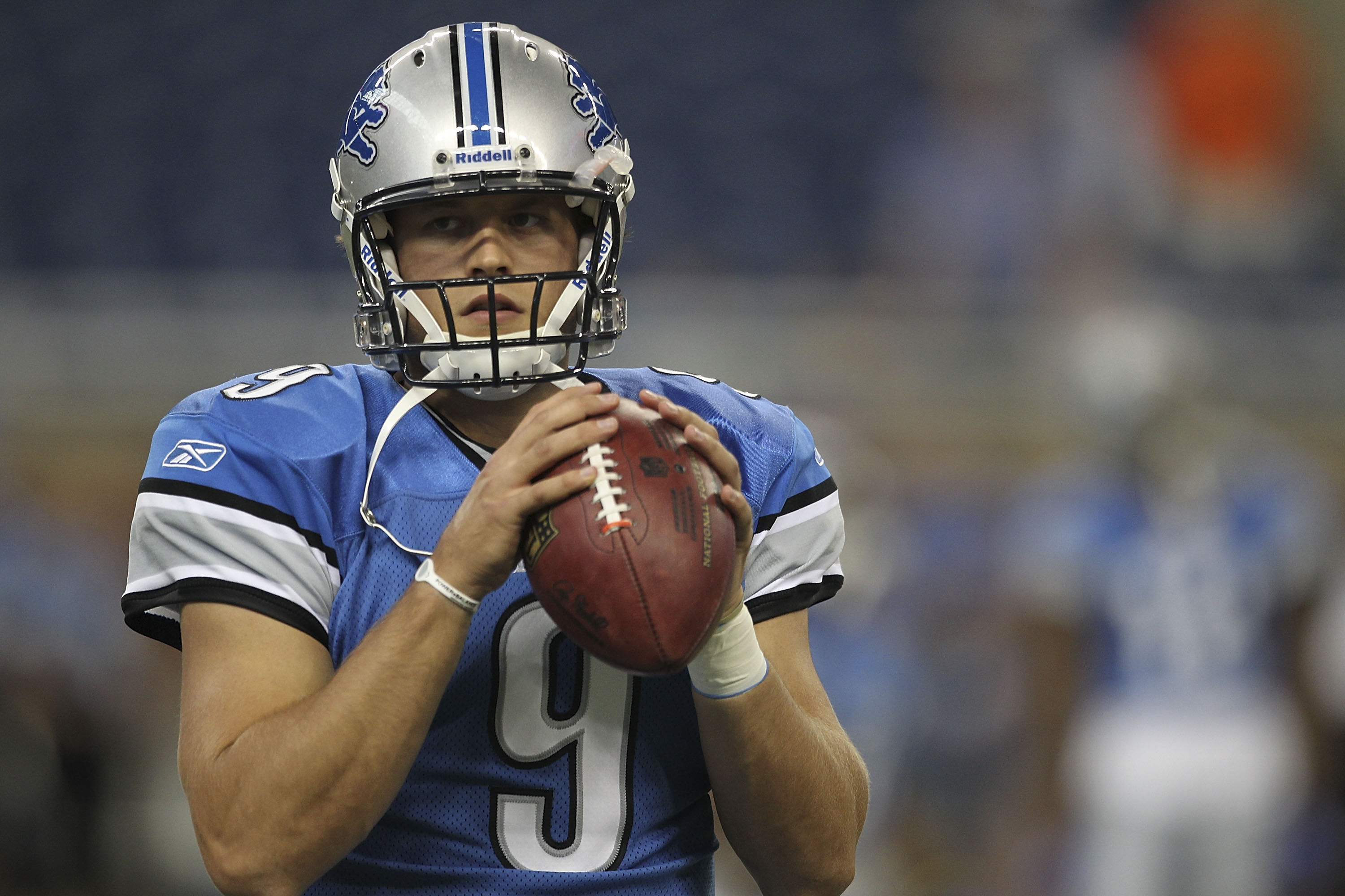 DETROIT - AUGUST 28: Matthew Stafford #9 of the Detroit Lions warms up prior to the start of the preseason game against the Cleveland Browns at Ford Field on August 28, 2010 in Detroit, Michigan. (Photo by Leon Halip/Getty Images)