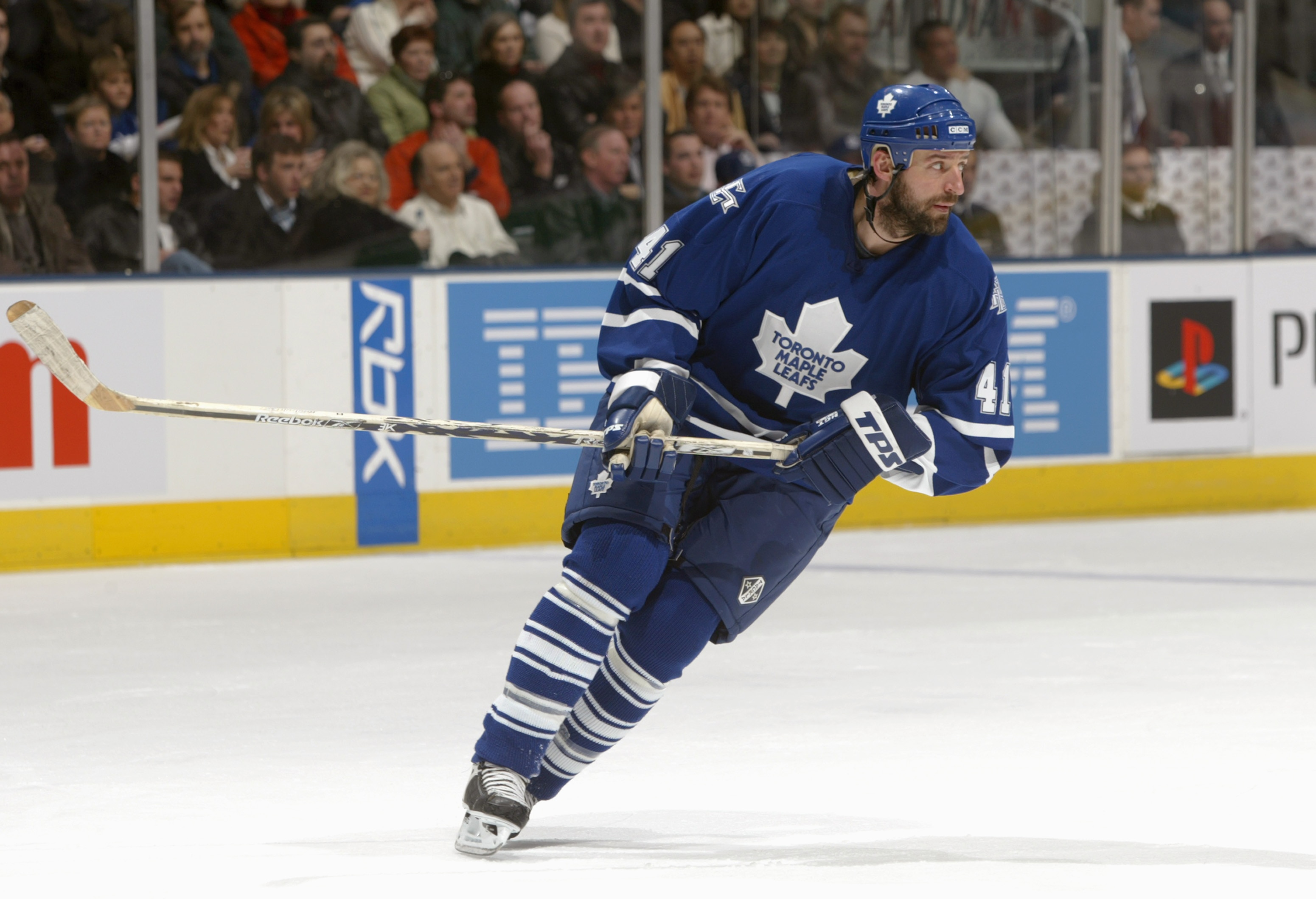 TORONTO - MARCH 4: Jason Allison #41 of the Toronto Maple Leafs skates during the game against the Ottawa Senators at the Air Canada Centre March 4, 2006 in Toronto, Ontario. The Senators beat the Leafs 4-2.(Photo By Dave Sandford/Getty Images)