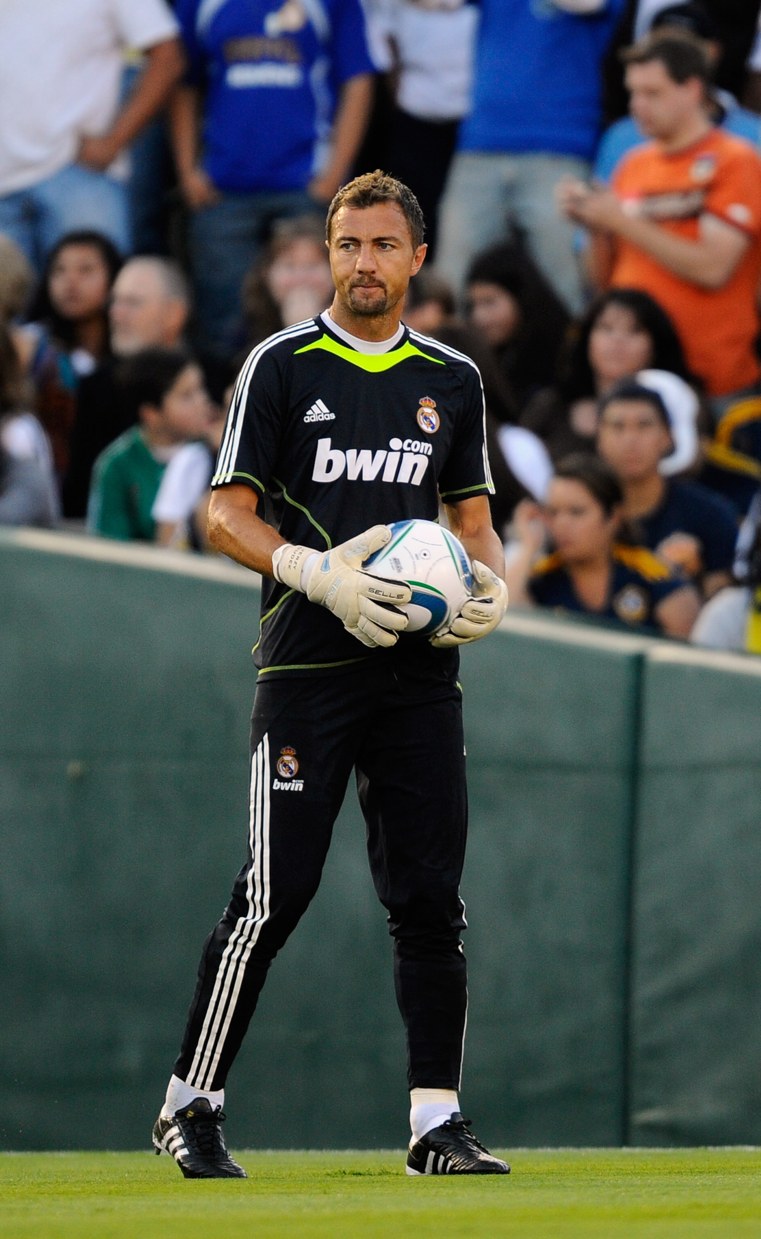 PASADENA, CA - AUGUST 07: Goalkeeper Jerzy Dudek #25 of Real Madrid during the pre-season friendly soccer match against Los Angeles Galaxy on August 7, 2010 at the Rose Bowl in Pasadena, California. Real Madrid will travel back to Spain after the soccer m