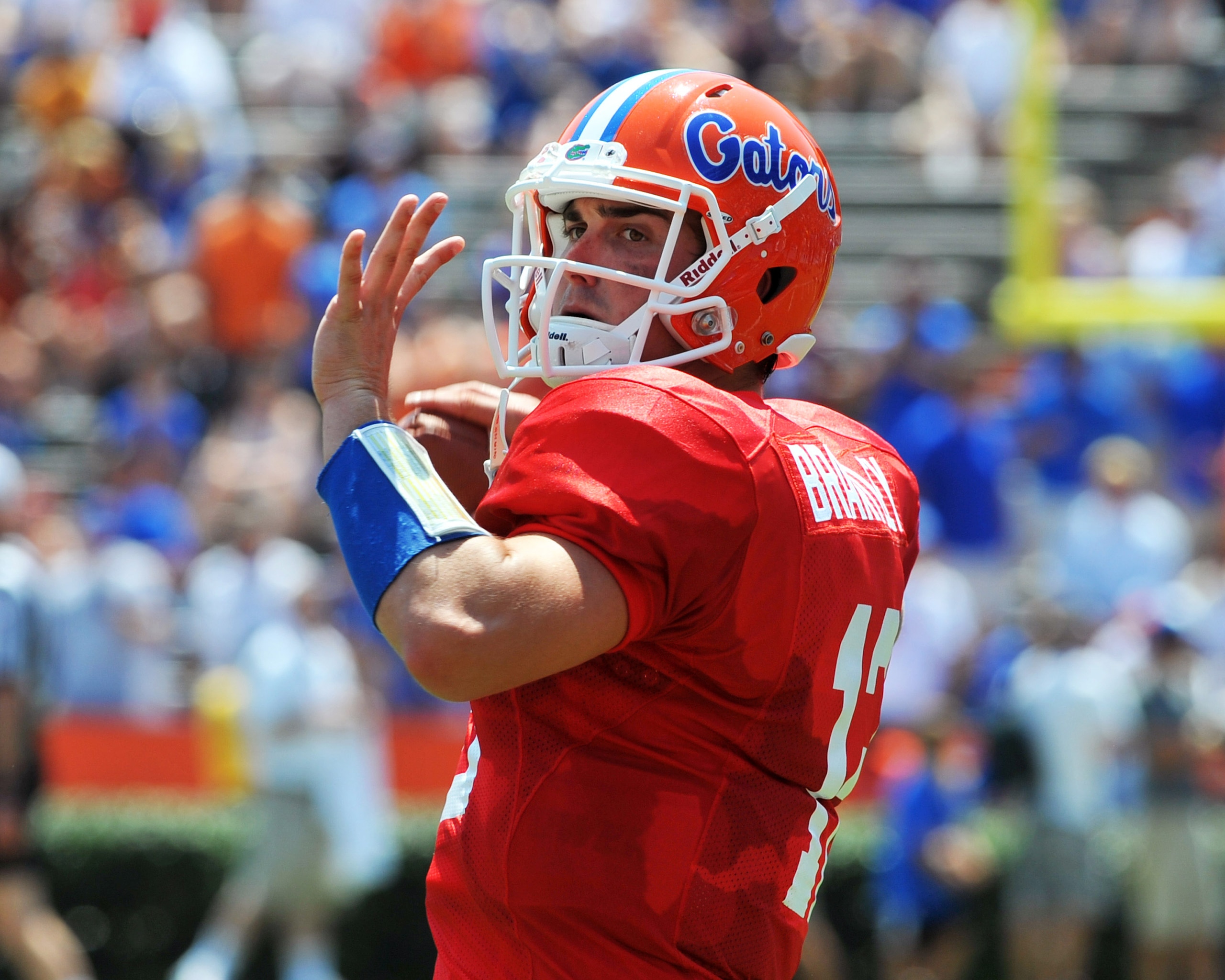 GAINESVILLE, FL - APRIL 9:  Quarterback John Brantley #12 of the Florida Gators sets to pass during the Orange and Blue spring football game April 9, 2010 Ben Hill Griffin Stadium in Gainesville, Florida.  (Photo by Al Messerschmidt/Getty Images)