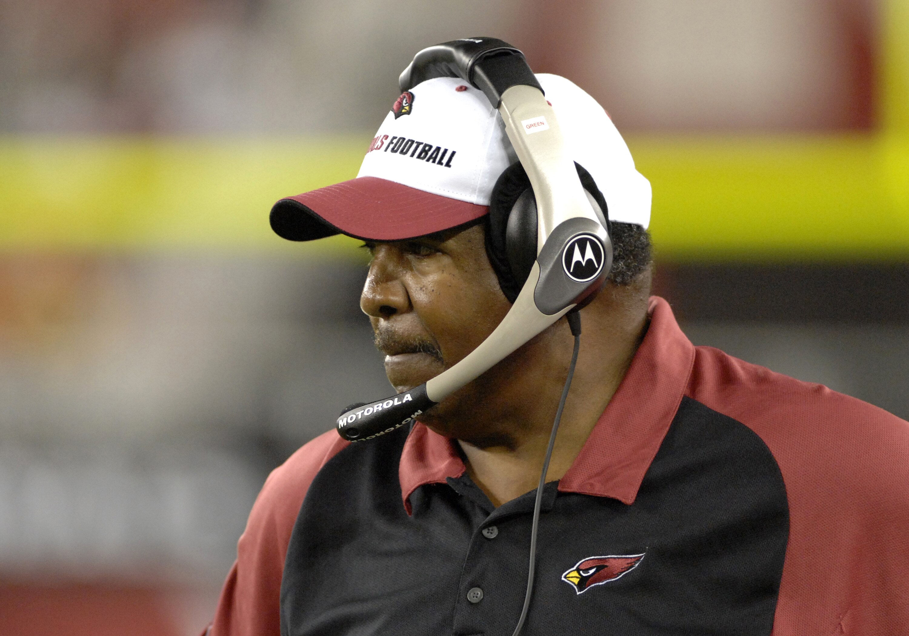 Arizona Cardinals  coach Dennis Green watches  play  against the Chicago Bears Oct. 16, 2006 in Phoenix.  The Bears won 24 - 23 on Monday Night Football and remained undefeated.  (Photo by Al Messerschmidt/Getty Images)