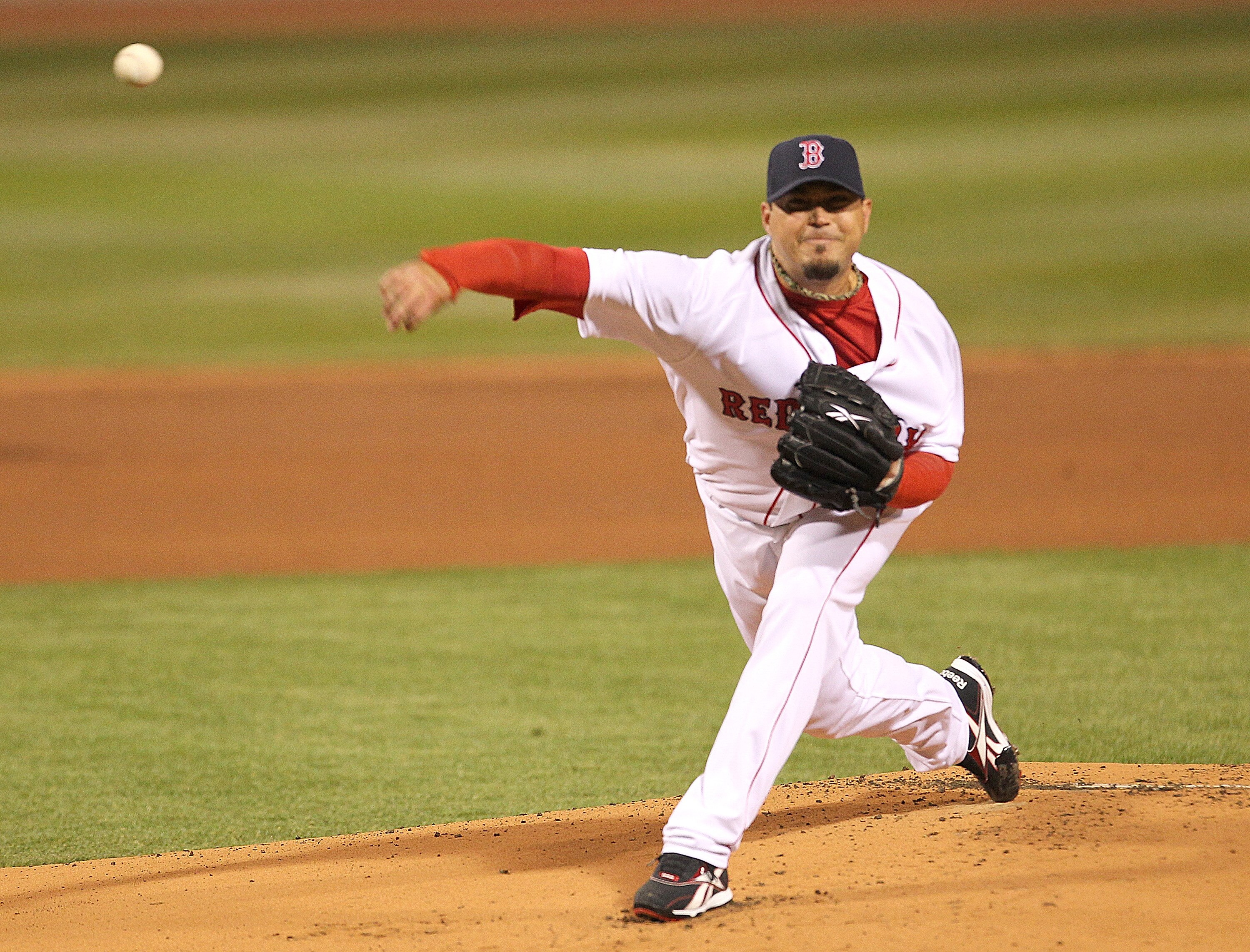 BOSTON, MA - APRIL 10: Josh Beckett #19 of the Boston Red Sox throws against the New York Yankees at Fenway Park April 10, 2011 in Boston, Massachusetts. (Photo by Jim Rogash/Getty Images)