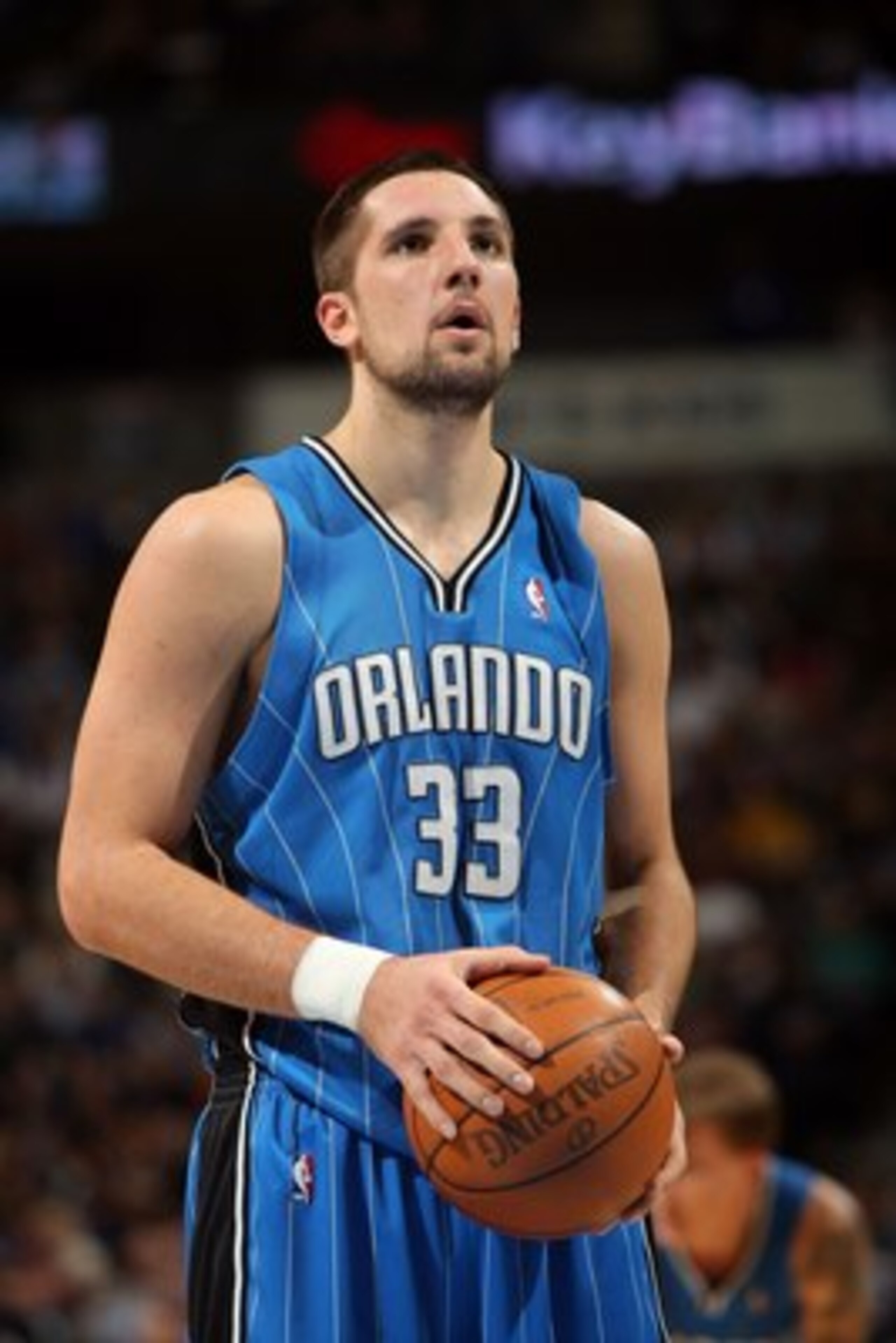 DENVER - JANUARY 13: Ryan Anderson #33 of the Orlando Magic takes a takes a free throw against the Denver Nuggets during NBA action at Pepsi Center on January 13, 2010 in Denver, Colorado. The Nuggets defeated the Magic 115-97. NOTE TO USER: User express DENVER - JANUARY 13: Ryan Anderson #33 of the Orlando Magic takes a takes a free throw against the Denver Nuggets during NBA action at Pepsi Center on January 13, 2010 in Denver, Colorado. The Nuggets defeated the Magic 115-97. NOTE TO USER: User express