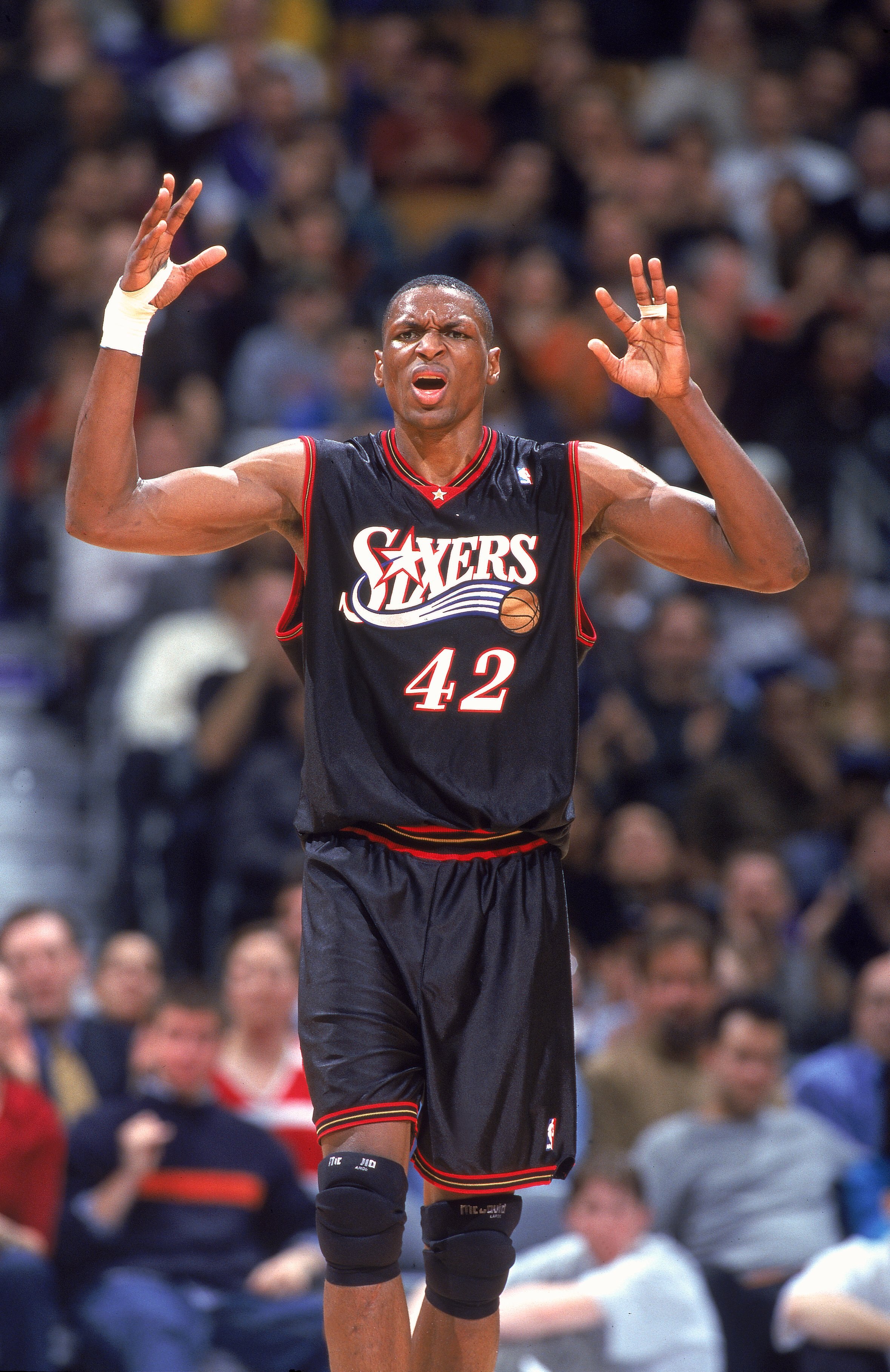 29 Jan 2001:  Theo Ratliff #42 of the Philadelphia 76ers reacts to a call during the game against the Toronto Raptors at the Air Canada Centre in Toronto, Ontario, Canada.  The Raptors defeated the 76ers 96-89.  NOTE TO USER: It is expressly understood th