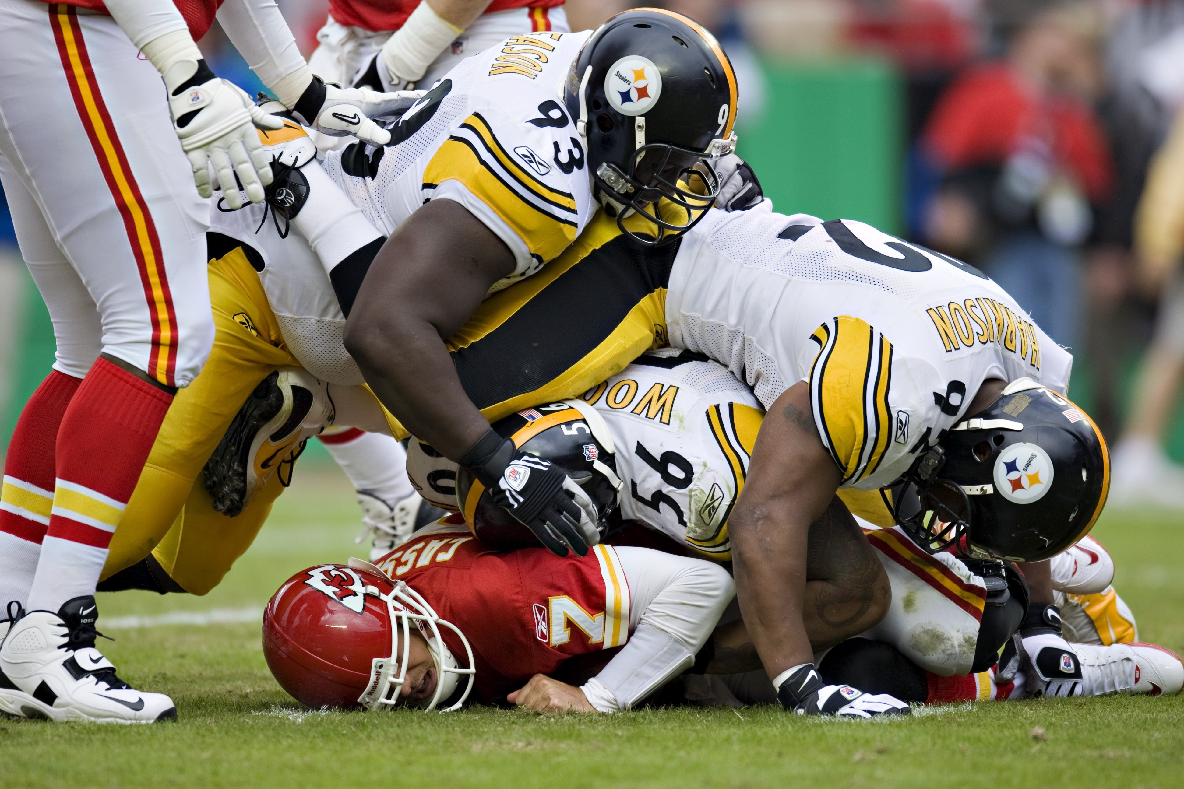 KANSAS CITY, MO - NOVEMBER 22:  Quarterback Matt Cassel #7 of the Kansas City Chiefs is tackled and piled on during NFL action against the Pittsburgh Steelers at Arrowhead Stadium on November 22, 2009 in Kansas City, Missouri.  The Chiefs defeated the Ste