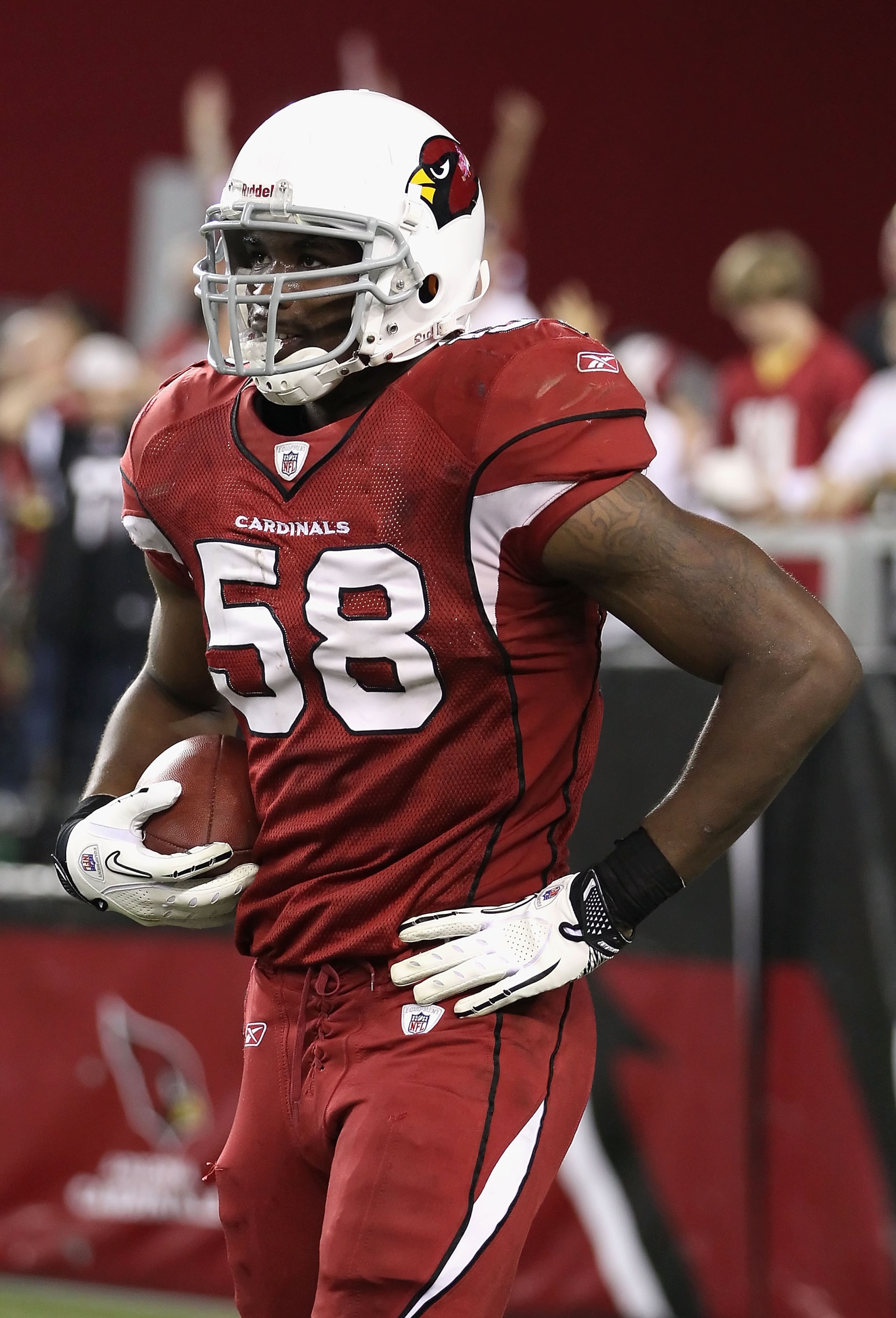 GLENDALE, AZ - DECEMBER 12: Linebacker Daryl Washington #58 of the Arizona Cardinals reacts after scoring on a 40 touchdown interception against the Denver Broncos during the fourth quarter of the NFL game at the University of Phoenix Stadium on December GLENDALE, AZ - DECEMBER 12: Linebacker Daryl Washington #58 of the Arizona Cardinals reacts after scoring on a 40 touchdown interception against the Denver Broncos during the fourth quarter of the NFL game at the University of Phoenix Stadium on December