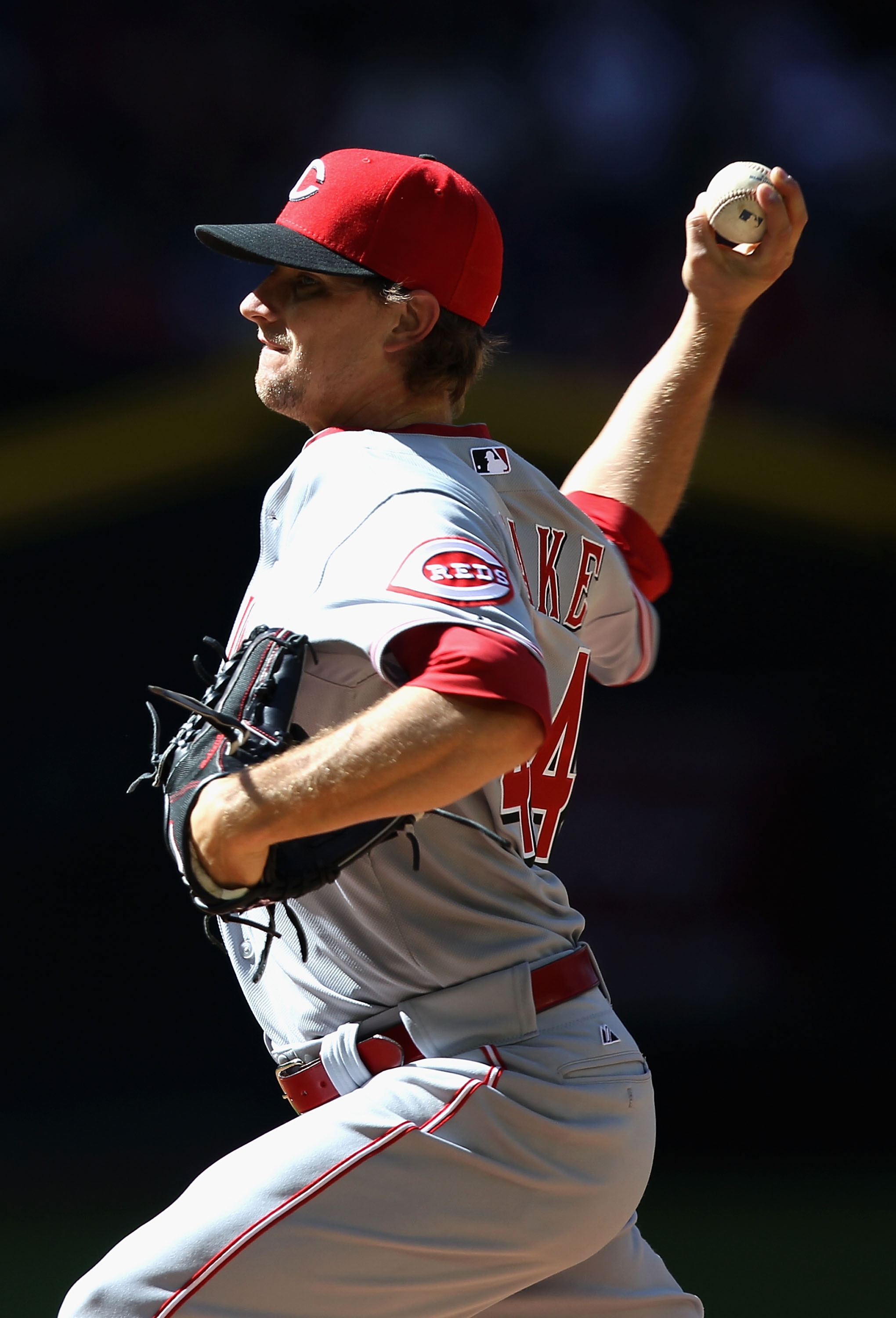 PHOENIX, AZ - APRIL 10:  Starting pitcher Mike Leake #44 of the Cincinnati Reds pitches against the Arizona Diamondbacks during the Major League Baseball game at Chase Field on April 10, 2011 in Phoenix, Arizona. The Diamondbacks defeated the Reds 10-8.