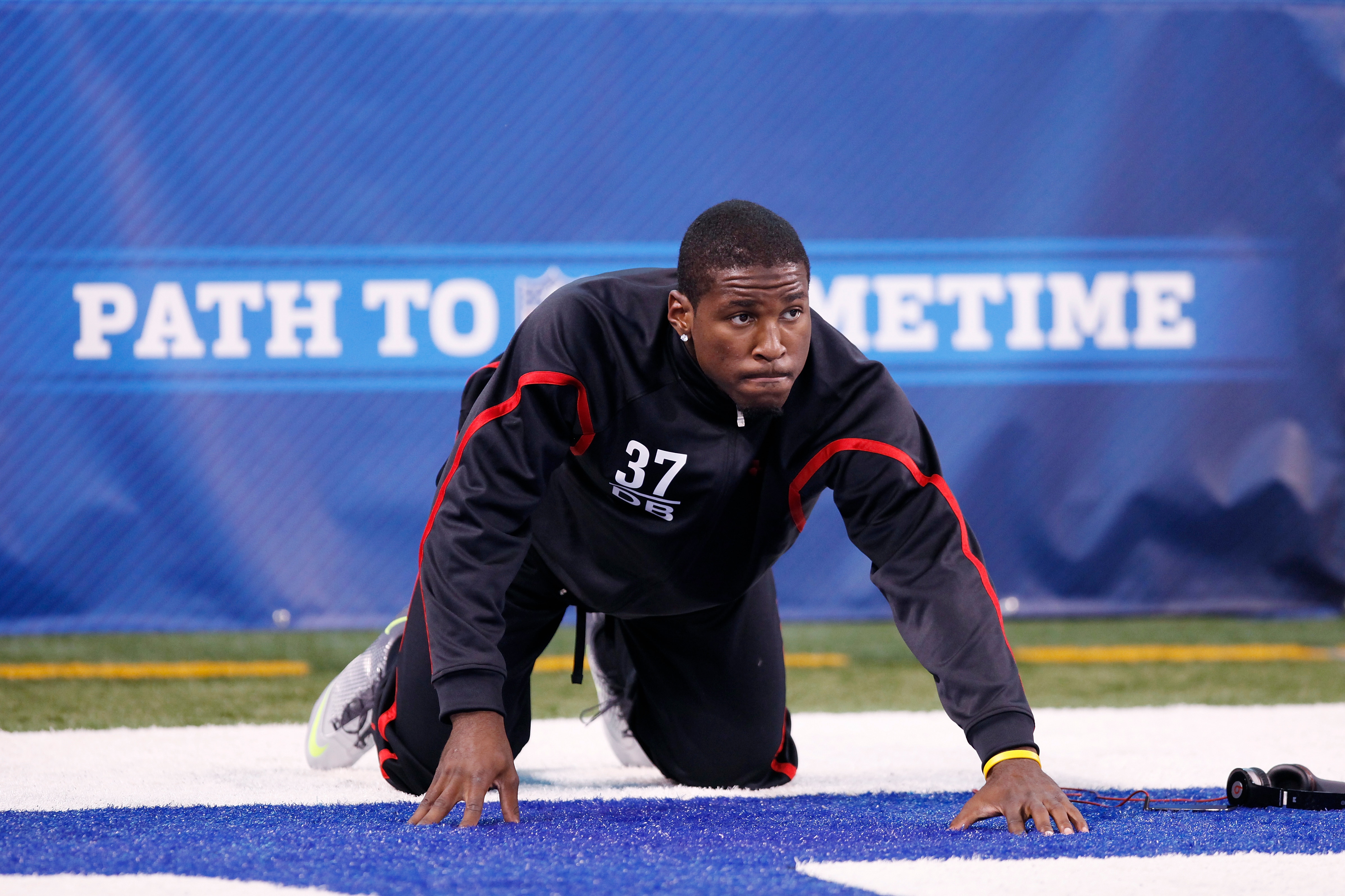 INDIANAPOLIS, IN - MARCH 1: Defensive back Patrick Peterson #37 of LSU stretches before working out during the 2011 NFL Scouting Combine at Lucas Oil Stadium on February 28, 2011 in Indianapolis, Indiana. (Photo by Joe Robbins/Getty Images) INDIANAPOLIS, IN - MARCH 1: Defensive back Patrick Peterson #37 of LSU stretches before working out during the 2011 NFL Scouting Combine at Lucas Oil Stadium on February 28, 2011 in Indianapolis, Indiana. (Photo by Joe Robbins/Getty Images)
