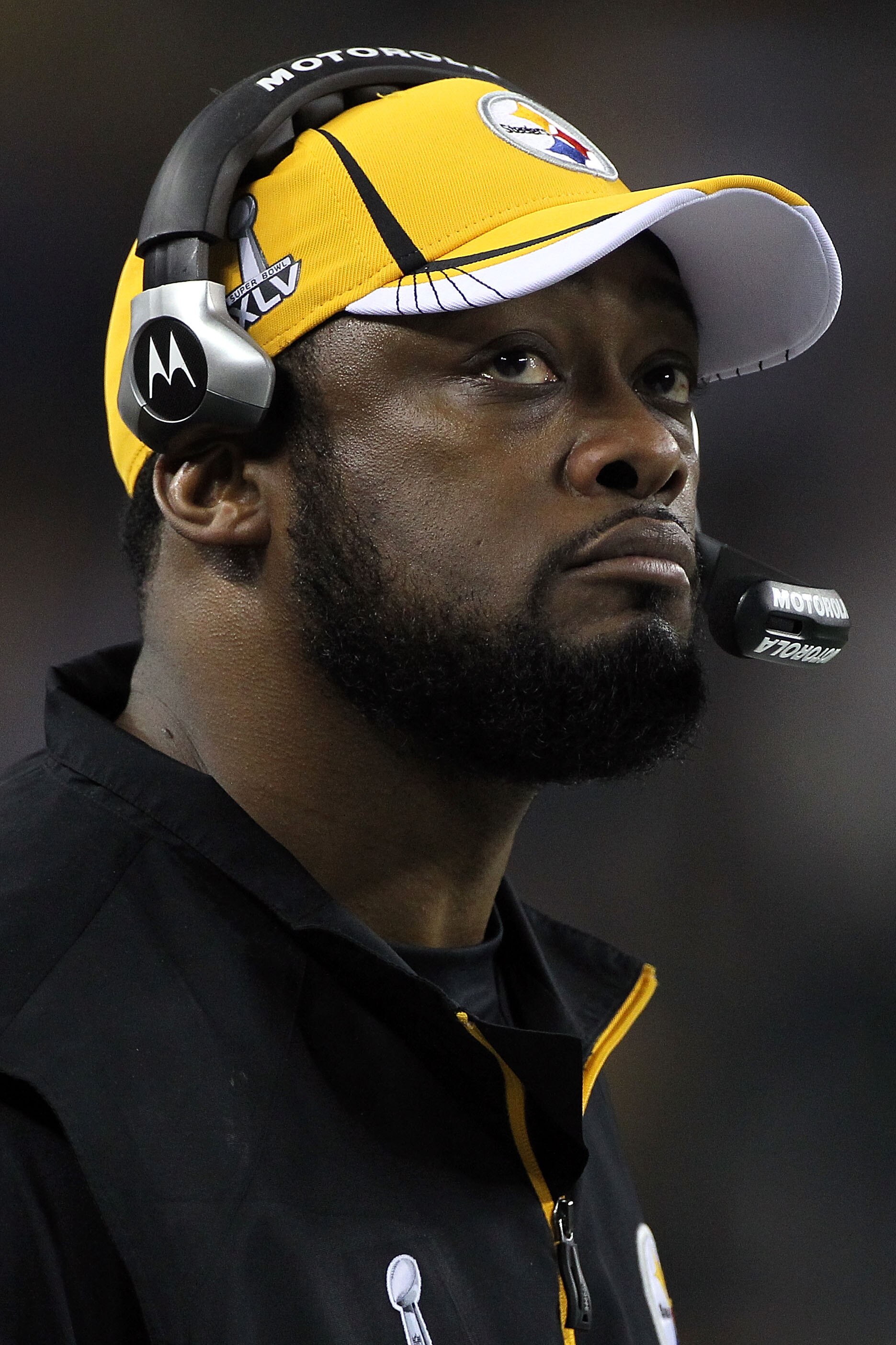 ARLINGTON, TX - FEBRUARY 06: Head coach Mike Tomlin of the Pittsburgh Steelers looks on against the Green Bay Packers during the second quarter of Super Bowl XLV at Cowboys Stadium on February 6, 2011 in Arlington, Texas. (Photo by Doug Pensinger/Getty ARLINGTON, TX - FEBRUARY 06: Head coach Mike Tomlin of the Pittsburgh Steelers looks on against the Green Bay Packers during the second quarter of Super Bowl XLV at Cowboys Stadium on February 6, 2011 in Arlington, Texas. (Photo by Doug Pensinger/Getty