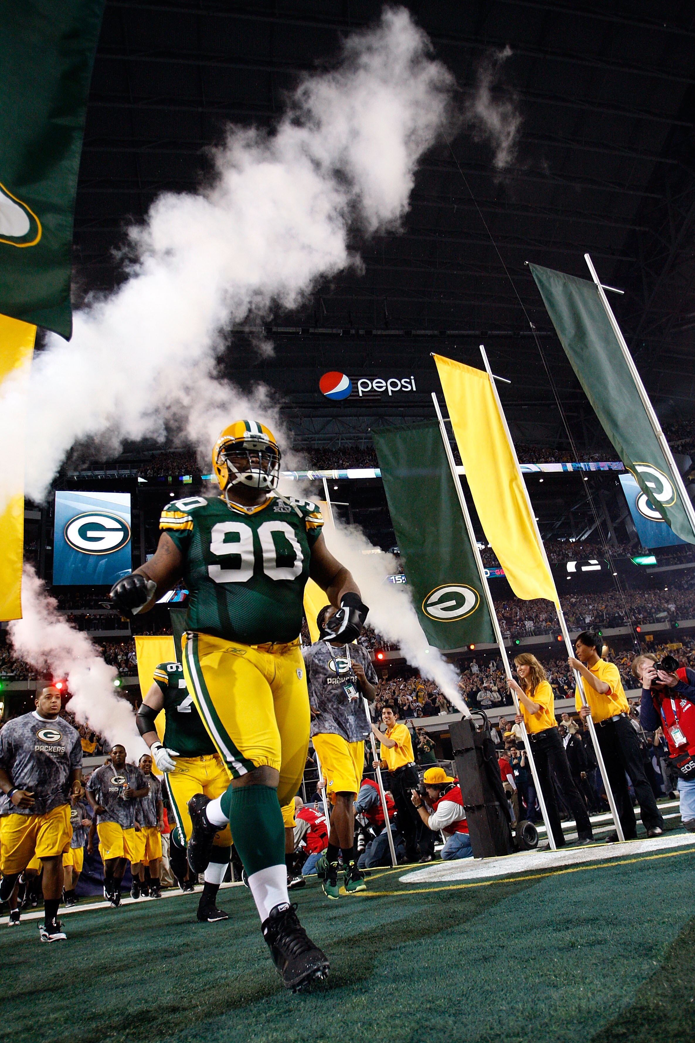 ARLINGTON, TX - FEBRUARY 06: B.J. Raji #90 of the Green Bay Packers runs onto the field prior to Super Bowl XLV at Cowboys Stadium on February 6, 2011 in Arlington, Texas.  (Photo by Kevin C. Cox/Getty Images)