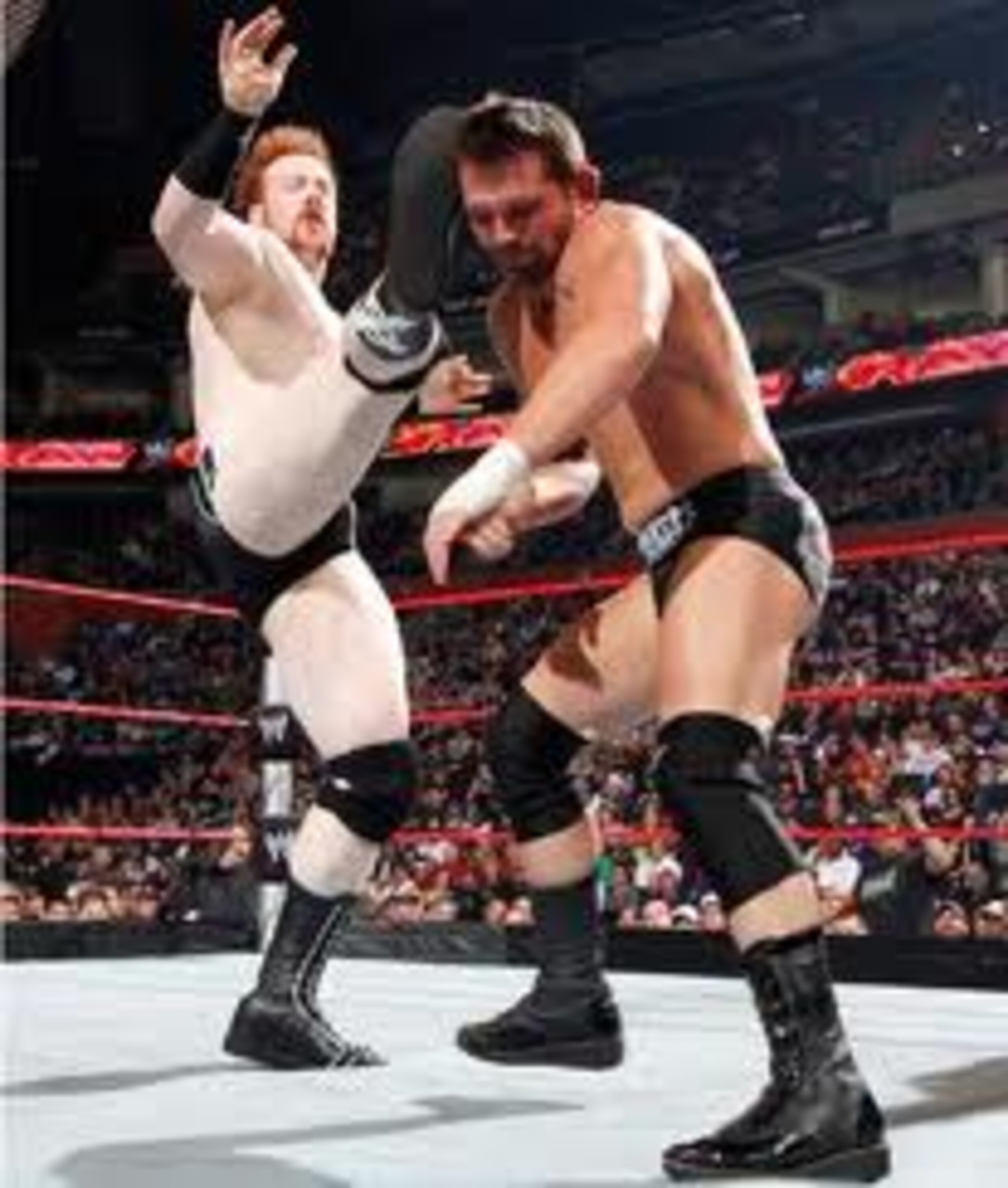 Brogue Kick to Jamie Noble