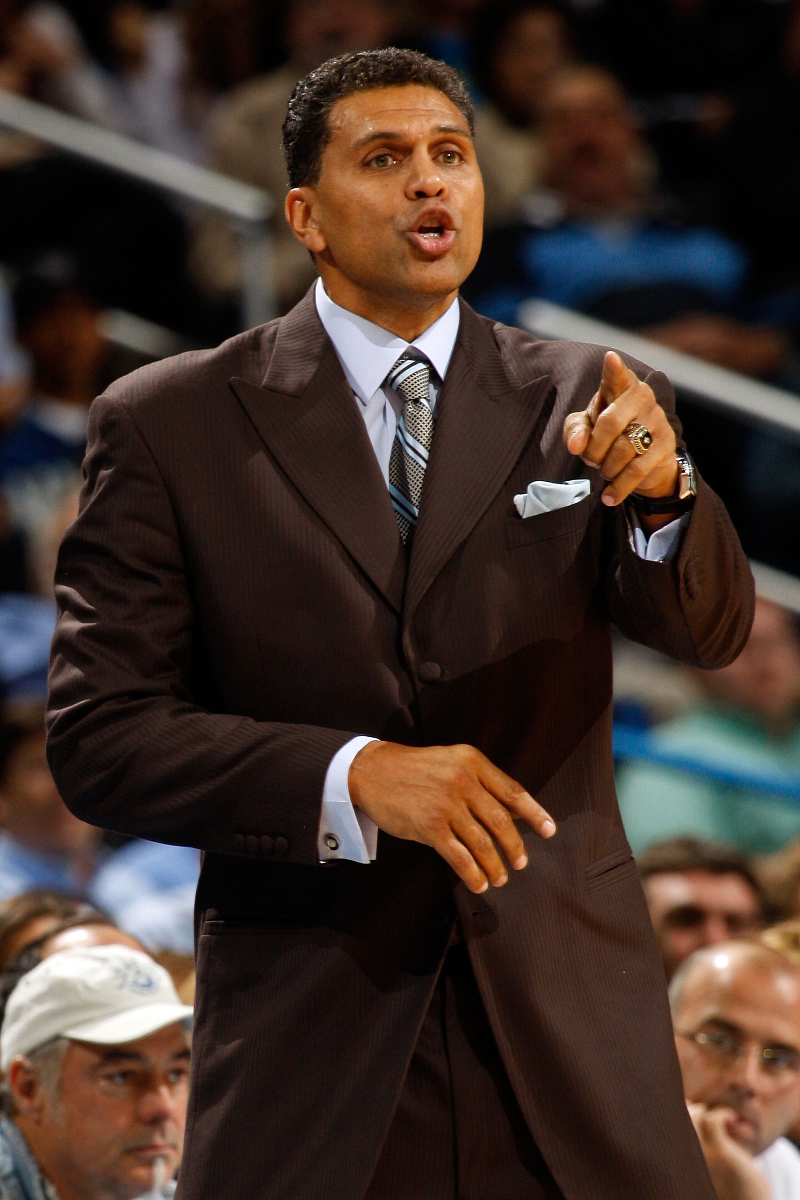 NEW ORLEANS - NOVEMBER 19: Head coach Reggie Theus of the Sacramento Kings calls a play against the New Orleans Hornets at the New Orleans Arena on November 19, 2008 in New Orleans, Louisiana. The Kings defeated the Hornets 105-96. NOTE TO USER: User e NEW ORLEANS - NOVEMBER 19: Head coach Reggie Theus of the Sacramento Kings calls a play against the New Orleans Hornets at the New Orleans Arena on November 19, 2008 in New Orleans, Louisiana. The Kings defeated the Hornets 105-96. NOTE TO USER: User e