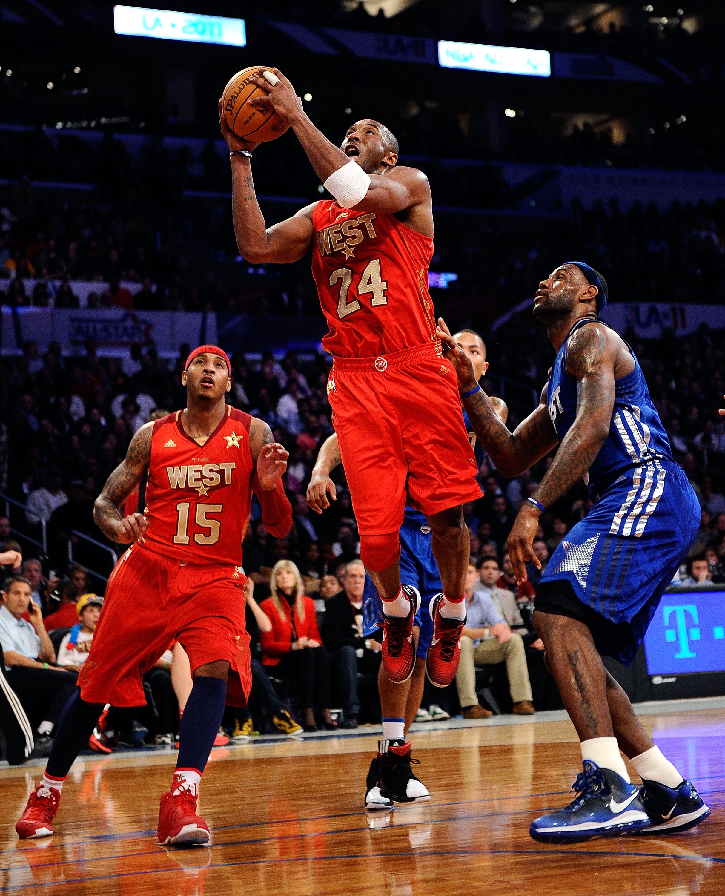 LOS ANGELES, CA - FEBRUARY 20:  Kobe Bryant #24 of the Los Angeles Lakers and the Western Conference goes up for a shot in front of LeBron James #6 of the Miami Heat and the Eastern Conference in the 2011 NBA All-Star Game at Staples Center on February 20