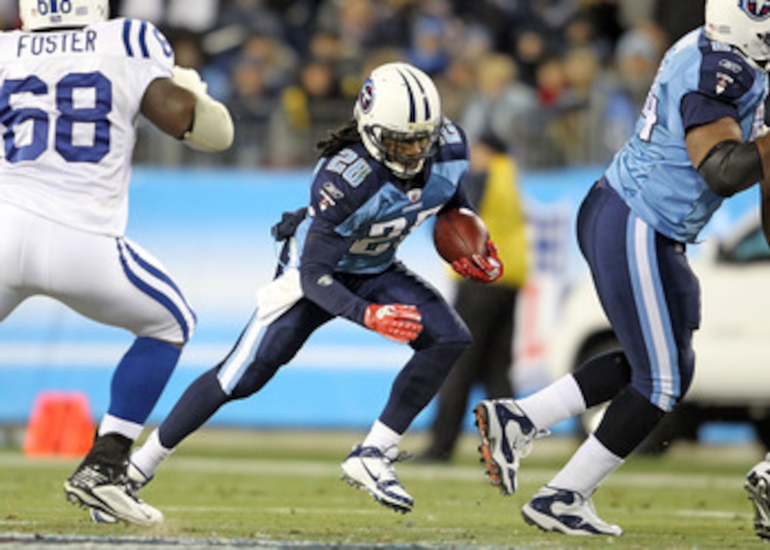 NASHVILLE, TN - DECEMBER 09: Chris Johnson #28 of the Tennessee Titans runs with the ball against the Indianapolis Colts during the NFL game at LP Field on December 9, 2010 in Nashville, Tennessee.  (Photo by Andy Lyons/Getty Images)
