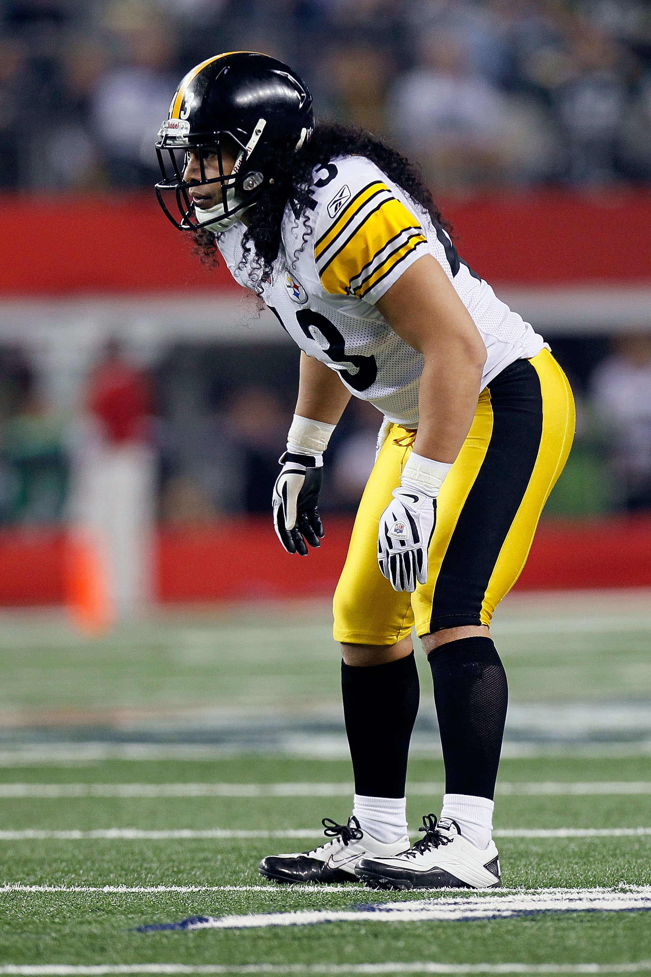 ARLINGTON, TX - FEBRUARY 06:  Troy Polamalu #43 of the Pittsburgh Steelers lines up on defense against the Green Bay Packers during Super Bowl XLV at Cowboys Stadium on February 6, 2011 in Arlington, Texas. The Packers won 31-25.  (Photo by Kevin C. Cox/G