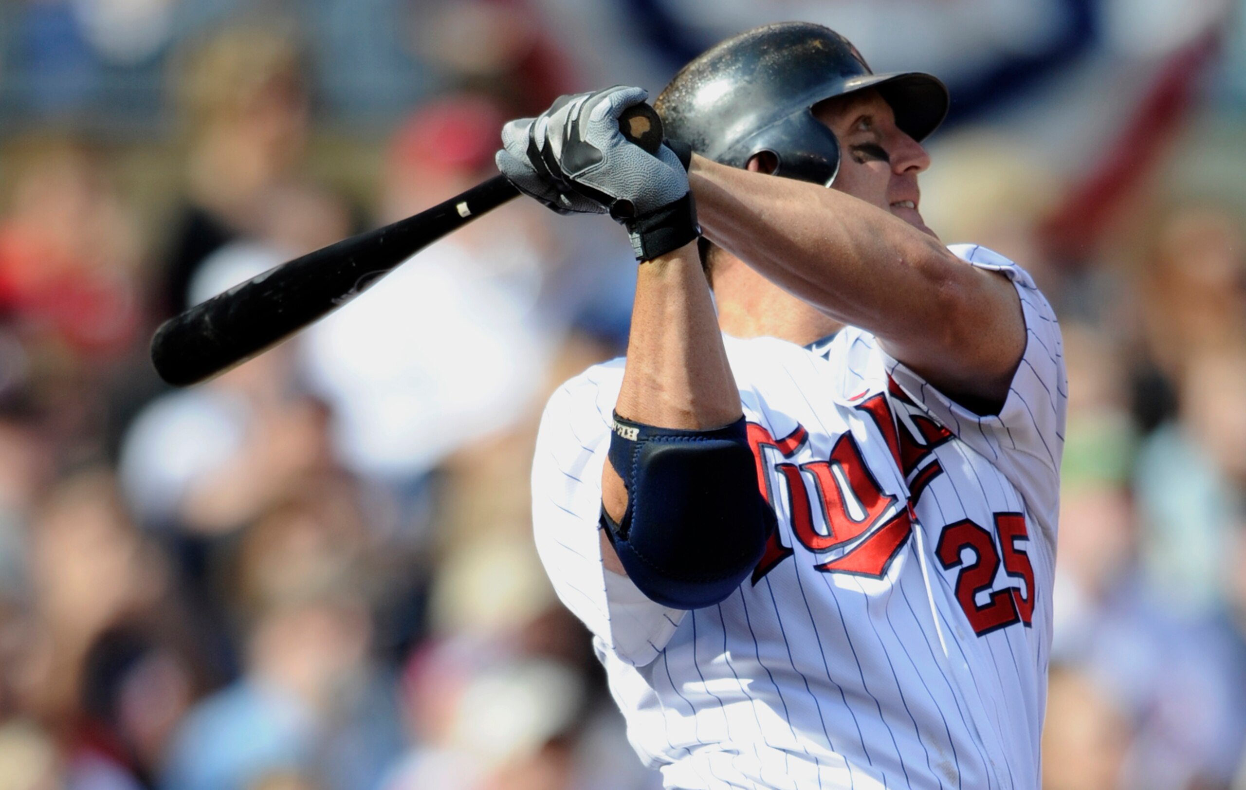 MINNEAPOLIS, MN - APRIL 10: Jim Thome #25 of the Minnesota Twins hits a two-run homer against the Jerry Blevins #13 of the Oakland Athletics during the eighth inning of their game on April 10, 2011 at Target Field in Minneapolis, Minnesota. Athletics defe