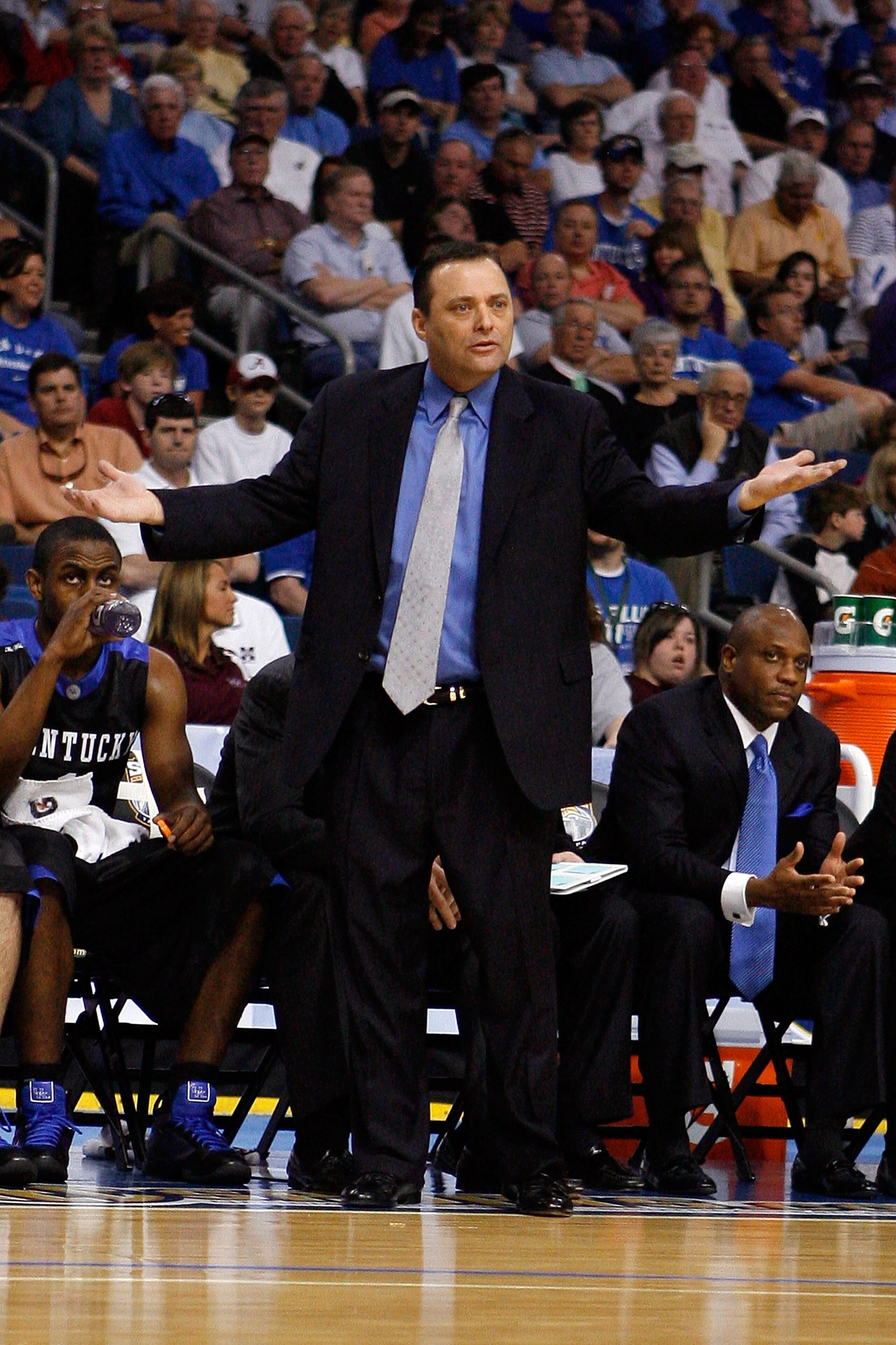 TAMPA, FL - MARCH 13: Head coach Billy Gillispie of the Kentucky Wildcats argues a call during the game against the Louisiana State University Tigers during the second round of the SEC Men's Basketball Tournament on March 13, 2009 at The St. Pete Times F TAMPA, FL - MARCH 13: Head coach Billy Gillispie of the Kentucky Wildcats argues a call during the game against the Louisiana State University Tigers during the second round of the SEC Men's Basketball Tournament on March 13, 2009 at The St. Pete Times F