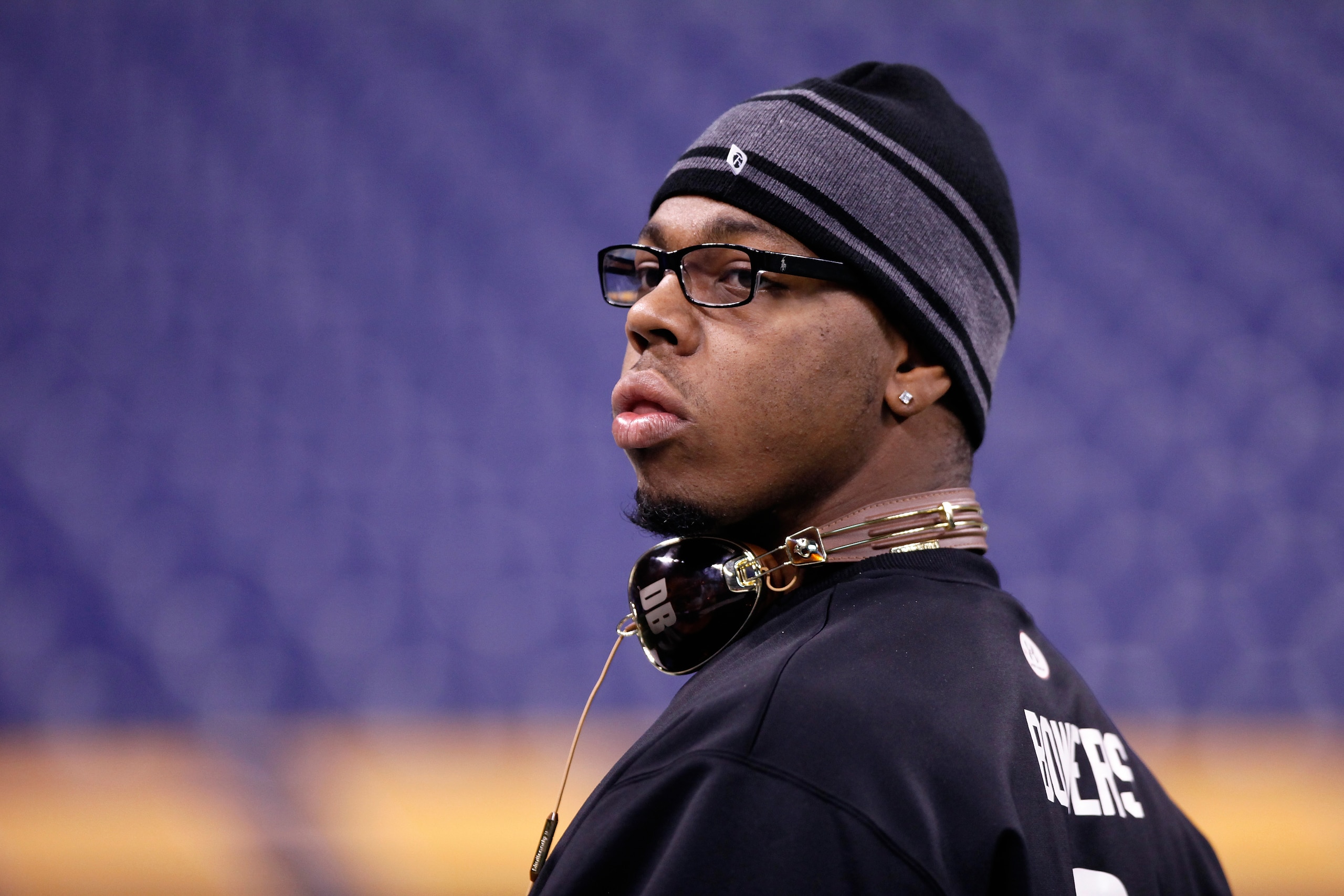 INDIANAPOLIS, IN - FEBRUARY 28: Defensive lineman Da'Quan Bowers of Clemson looks on during the 2011 NFL Scouting Combine at Lucas Oil Stadium on February 28, 2011 in Indianapolis, Indiana. (Photo by Joe Robbins/Getty Images) INDIANAPOLIS, IN - FEBRUARY 28: Defensive lineman Da'Quan Bowers of Clemson looks on during the 2011 NFL Scouting Combine at Lucas Oil Stadium on February 28, 2011 in Indianapolis, Indiana. (Photo by Joe Robbins/Getty Images)