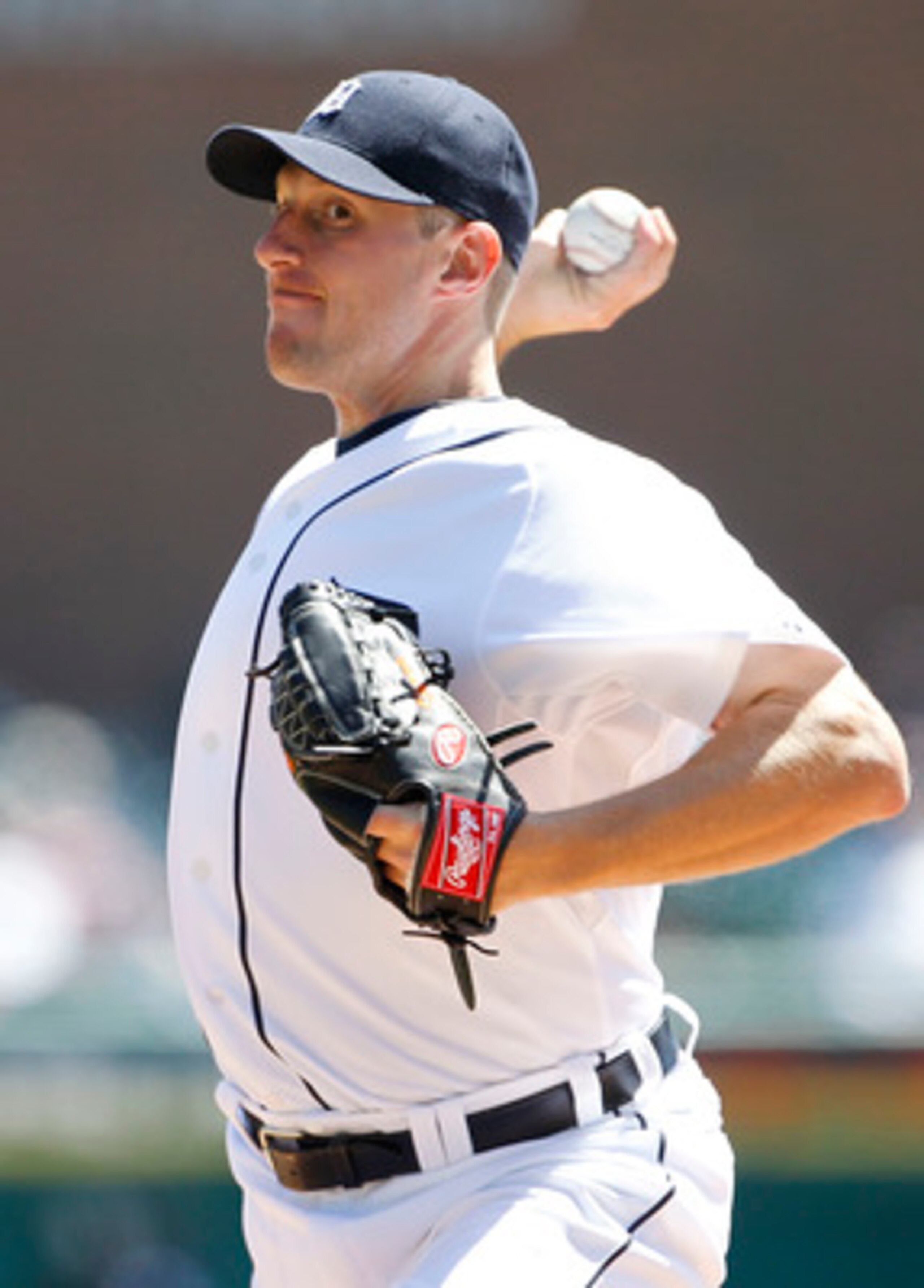 DETROIT - APRIL 13:  Max Scherzer #37 of the Detroit Tigers pitches in the third inning of the game against the Texas Rangers at Comerica Park on April 13, 2011 in Detroit, Michigan.  (Photo by Leon Halip/Getty Images)