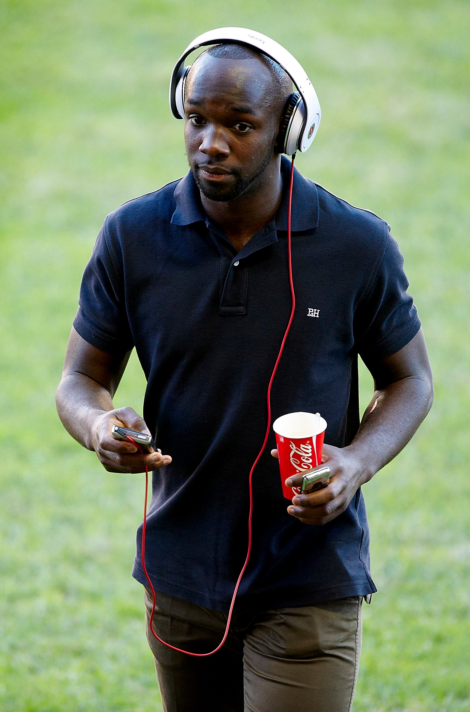 VALENCIA, SPAIN - SEPTEMBER 25: Lassana Diarra of Real Madrid looks on before the La Liga match between Levante UD and Real Madrid at Ciutat de Valencia on September 25, 2010 in Valencia, Spain. The match ended in a 0-0 draw.  (Photo by Manuel Queimadelos