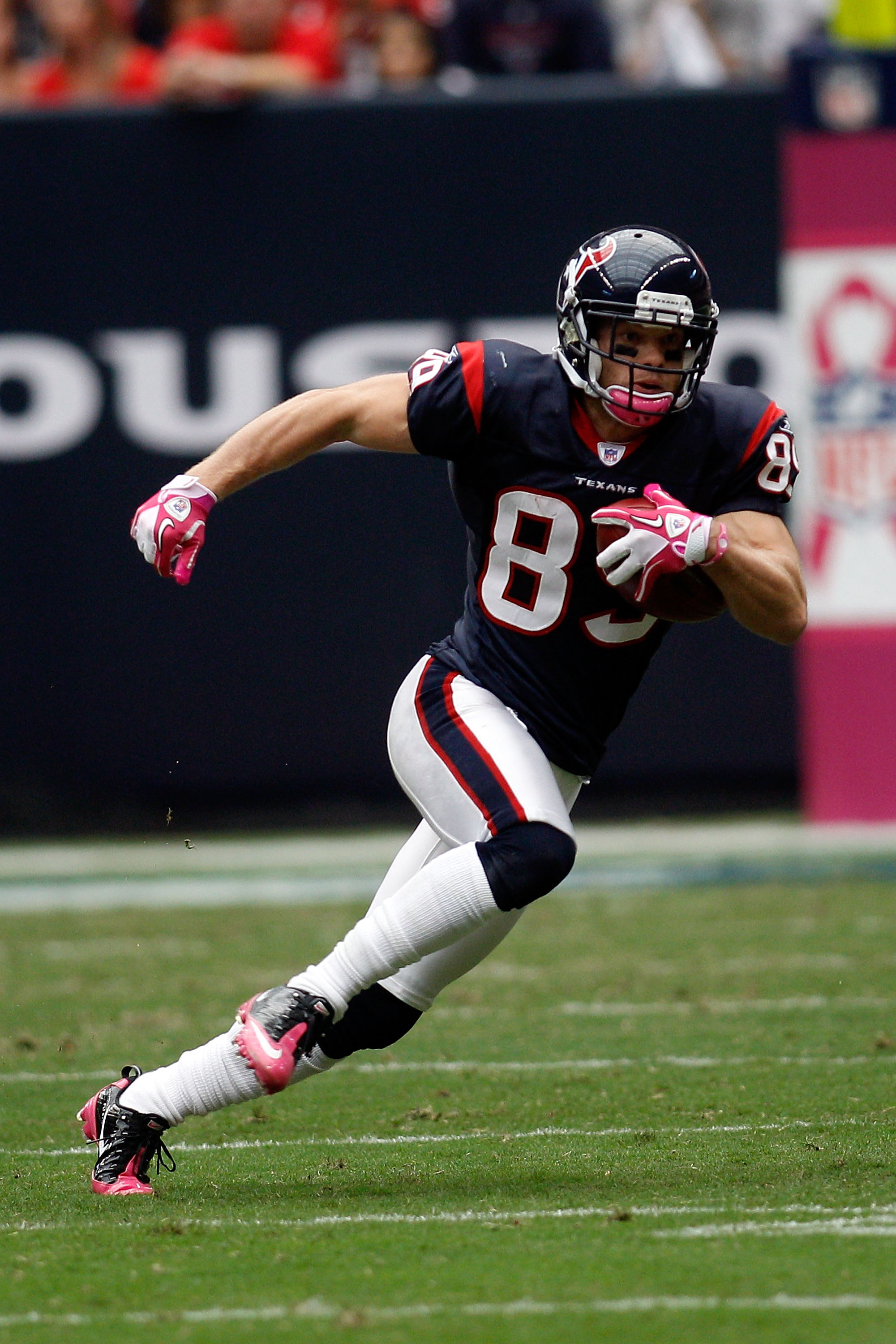 HOUSTON - OCTOBER 10:  David Anderson #89 of the Houston Texans in action during the game against the New York Giants at Reliant Stadium on October 10, 2010 in Houston, Texas.  (Photo by Chris Graythen/Getty Images)