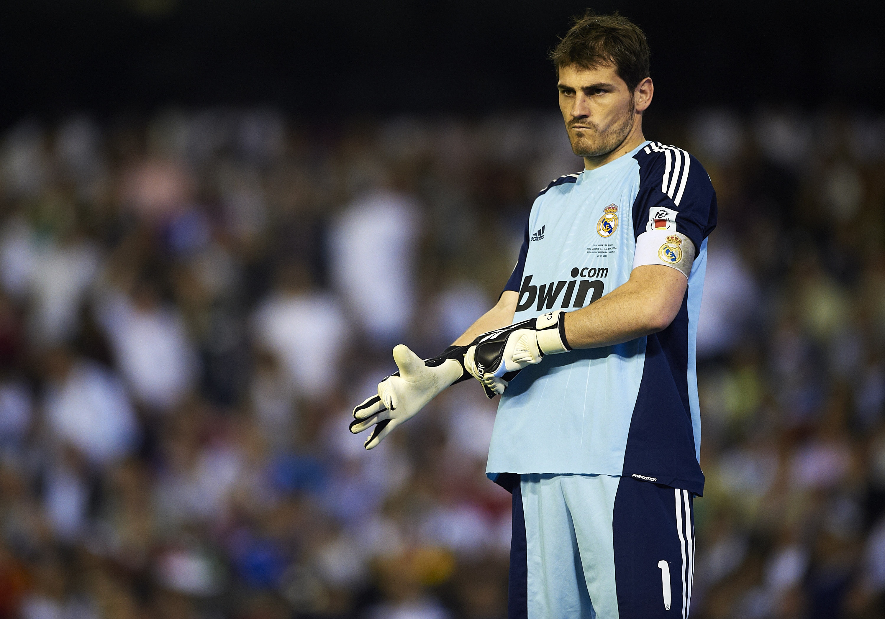 VALENCIA, BARCELONA - APRIL 20:  Iker Casillas of Real Madrid looks on during the Copa del Rey final match between Real Madrid and Barcelona at Estadio Mestalla on April 20, 2011 in Valencia, Spain. Real Madrid won 1-0.  (Photo by Manuel Queimadelos Alons
