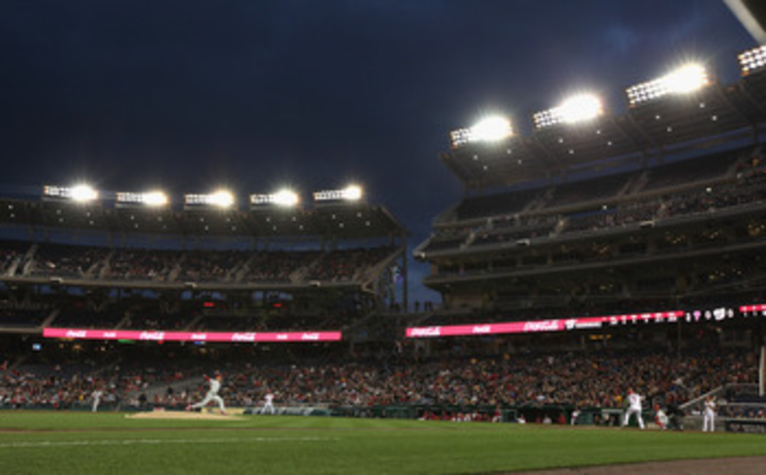 WASHINGTON, DC - APRIL 13: Roy Halladay #34 of the Philadelphia Phillies delivers to a Washington Nationals batter at Nationals Park on April 13, 2011 in Washington, DC. (Photo by Rob Carr/Getty Images) WASHINGTON, DC - APRIL 13: Roy Halladay #34 of the Philadelphia Phillies delivers to a Washington Nationals batter at Nationals Park on April 13, 2011 in Washington, DC. (Photo by Rob Carr/Getty Images)