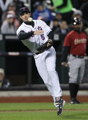 NEW YORK, NY - APRIL 21: David Wright #5 of the New York Mets throws to first base against the Houston Astros at Citi Field on April 21, 2011 in the Flushing neighborhood of the Queens borough of New York City.  (Photo by Nick Laham/Getty Images)