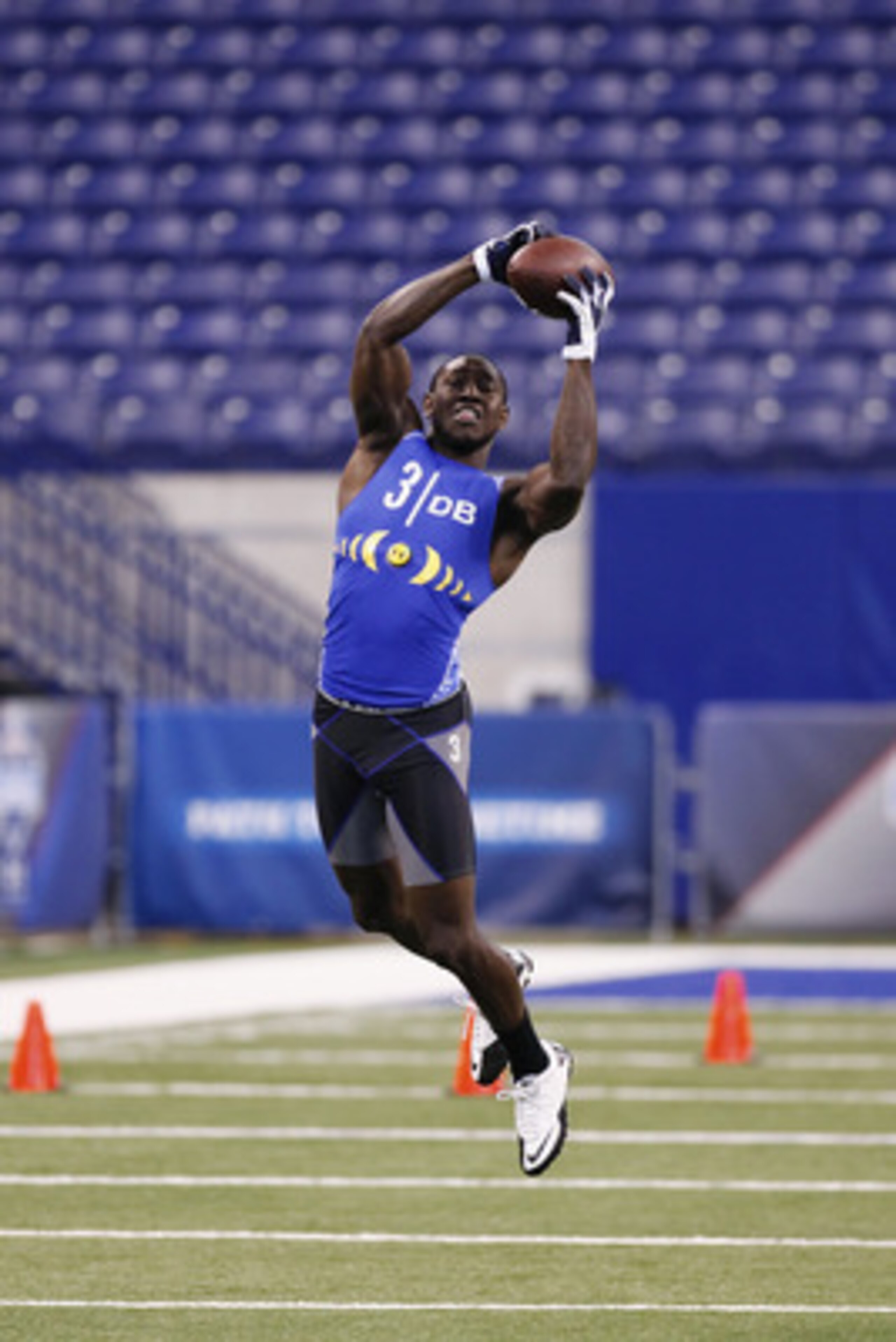 INDIANAPOLIS, IN - MARCH 1: Defensive back Ahmad Black #3 of Florida works out during the 2011 NFL Scouting Combine at Lucas Oil Stadium on February 28, 2011 in Indianapolis, Indiana. (Photo by Joe Robbins/Getty Images)