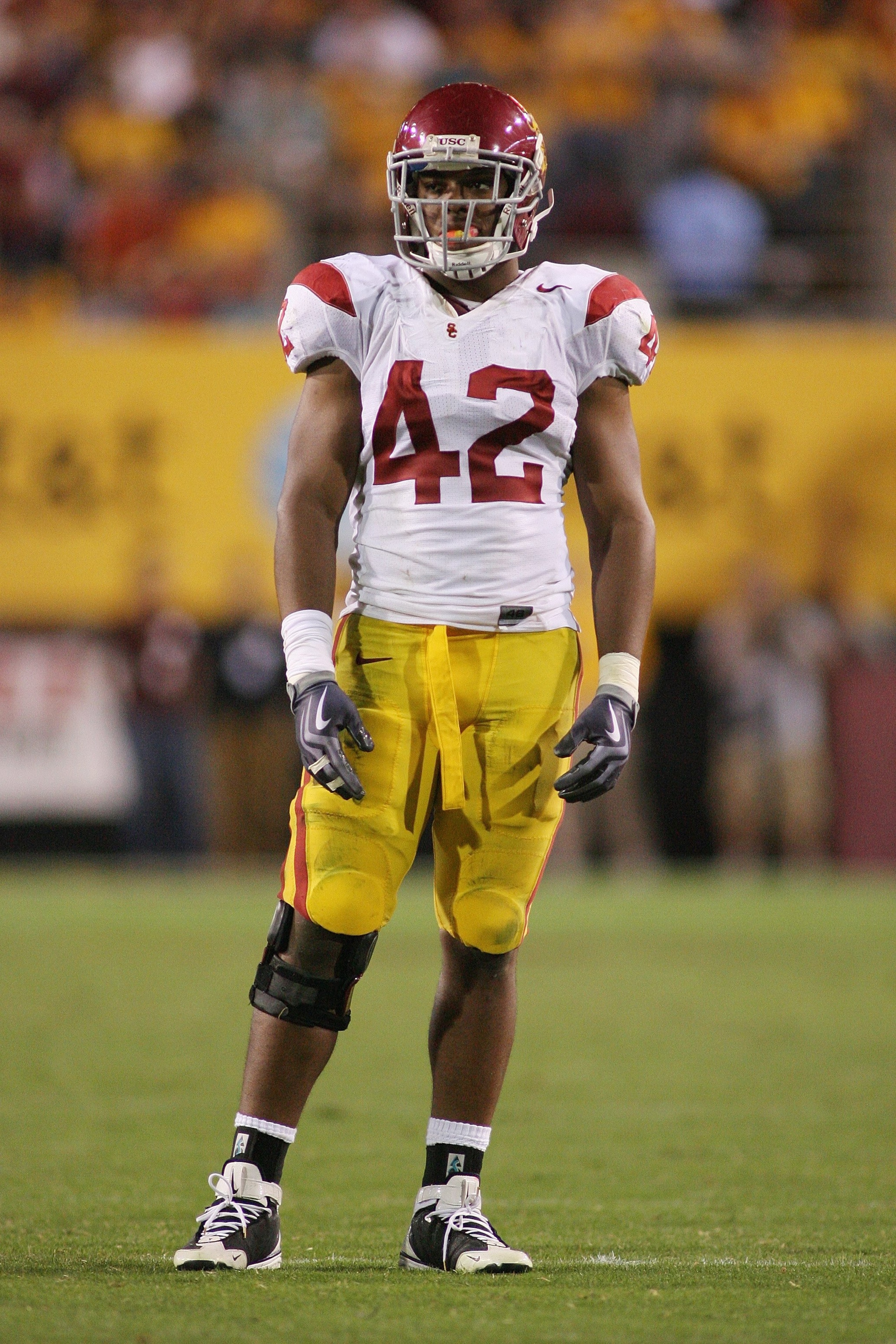 TEMPE, AZ - NOVEMBER 7: Devon Kennard #42 of the USC Trojans looks to the sideline against the Arizona State Sun Devils on November 7, 2009 at Sun Devil Stadium in Tempe, Arizona. USC won 14-9. (Photo by Jeff Golden/Getty Images) TEMPE, AZ - NOVEMBER 7: Devon Kennard #42 of the USC Trojans looks to the sideline against the Arizona State Sun Devils on November 7, 2009 at Sun Devil Stadium in Tempe, Arizona. USC won 14-9. (Photo by Jeff Golden/Getty Images)
