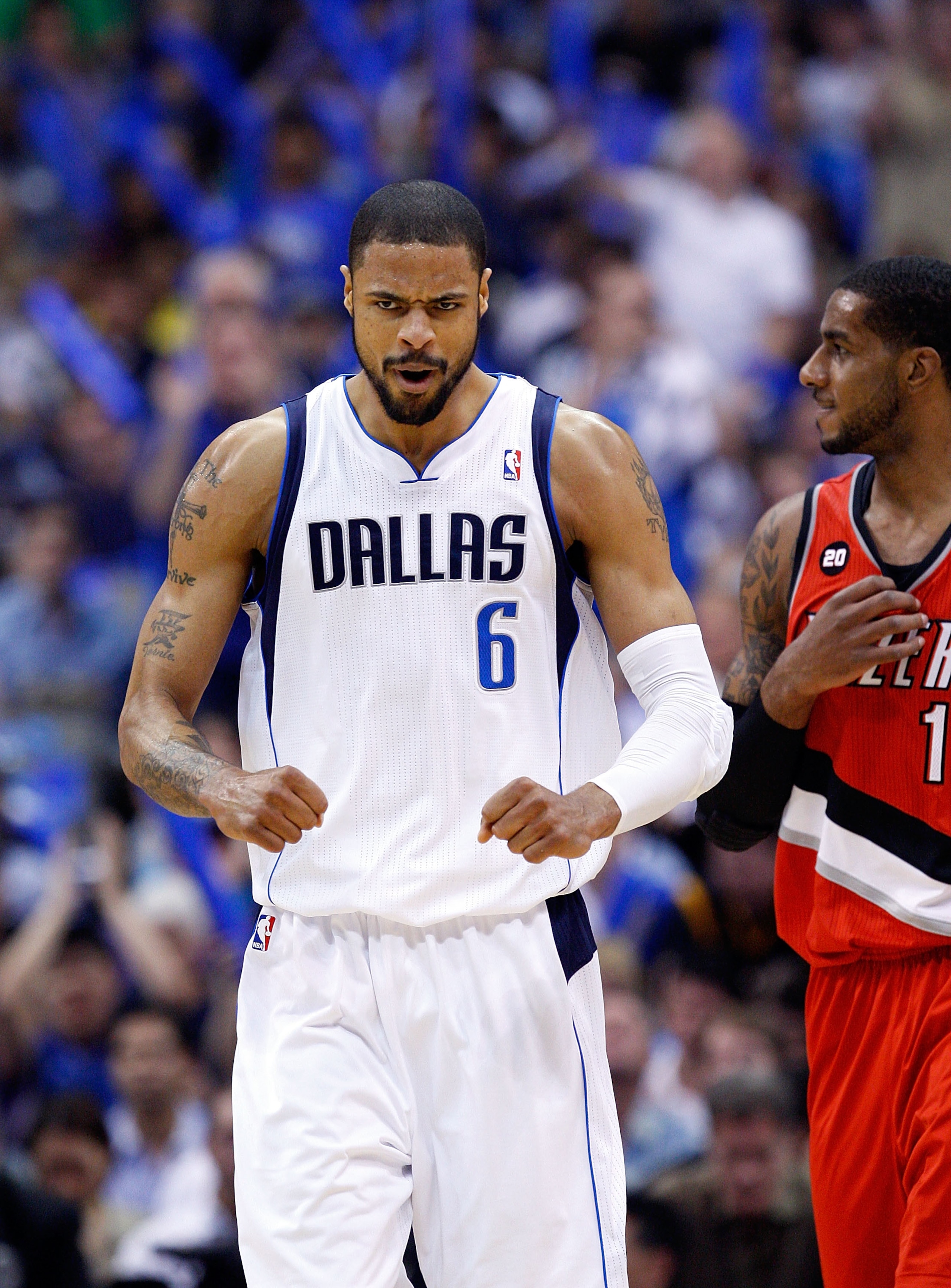DALLAS, TX - APRIL 16: Center Tyson Chandler #6 of the Dallas Mavericks reacts during play against the Portland Trail Blazers in Game One of the Western Conference Quarterfinals during the 2011 NBA Playoffs on April 16, 2011 at American Airlines Center i DALLAS, TX - APRIL 16: Center Tyson Chandler #6 of the Dallas Mavericks reacts during play against the Portland Trail Blazers in Game One of the Western Conference Quarterfinals during the 2011 NBA Playoffs on April 16, 2011 at American Airlines Center i