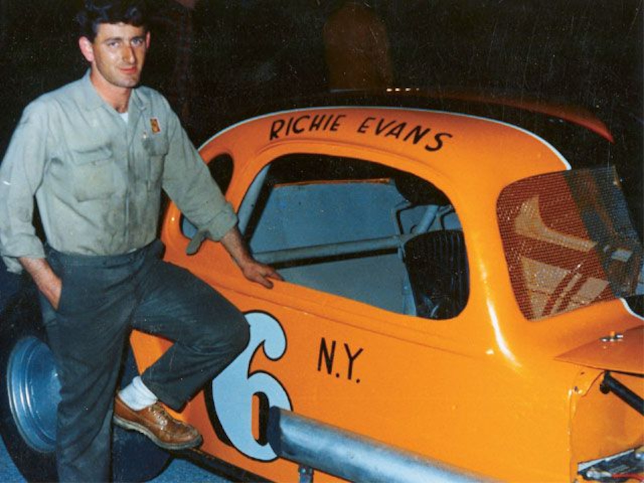 copyright www.stockcarracing.com