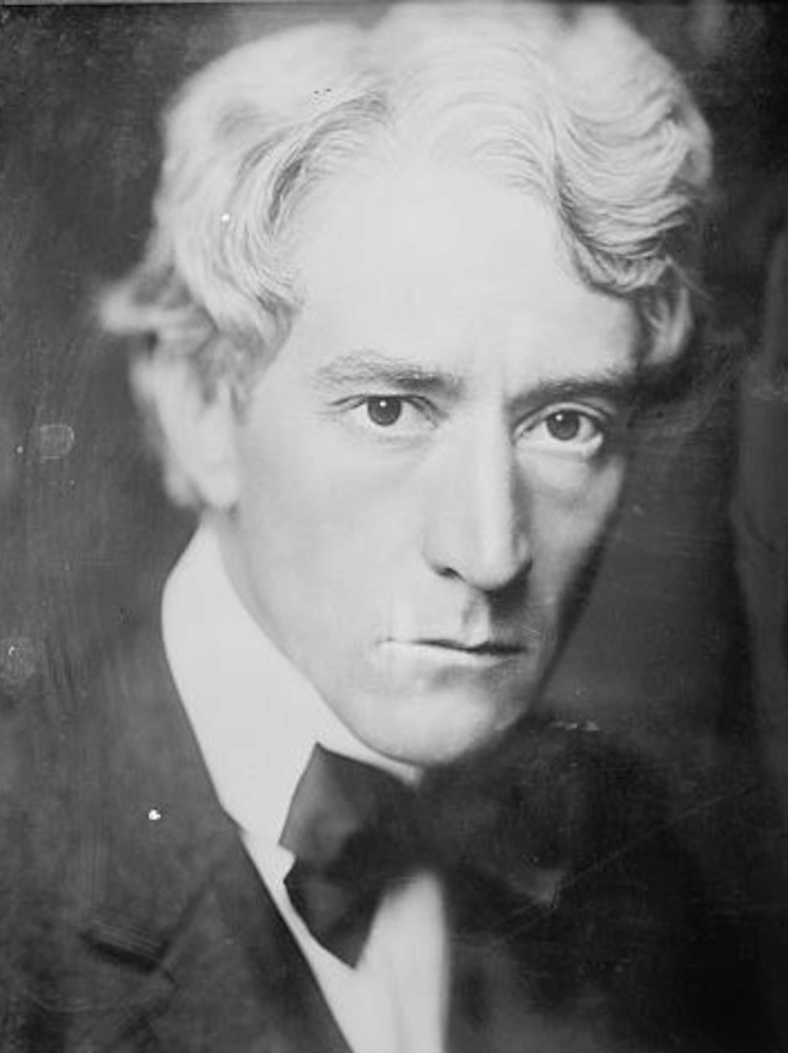 photo courtesy http://commons.wikimedia.org/wiki/File:Kenesaw_Mountain_Landis.jpg