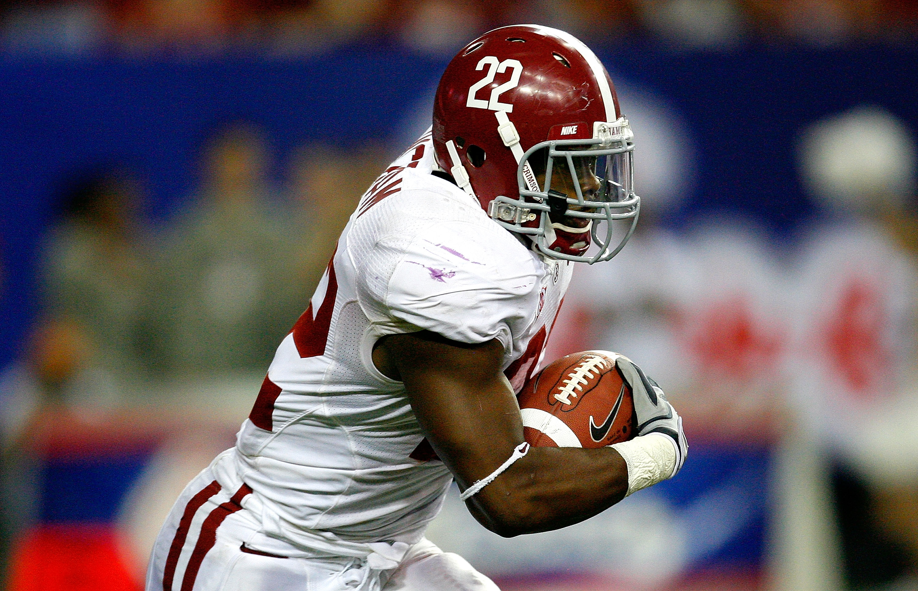 ATLANTA - SEPTEMBER 05:  Running back Mark Ingram #22 of the Alabama Crimson Tide rushes upfield against the Virginia Tech Hokies during the Chick-fil-A Kickoff Game at Georgia Dome on September 5, 2009 in Atlanta, Georgia.  (Photo by Kevin C. Cox/Getty I