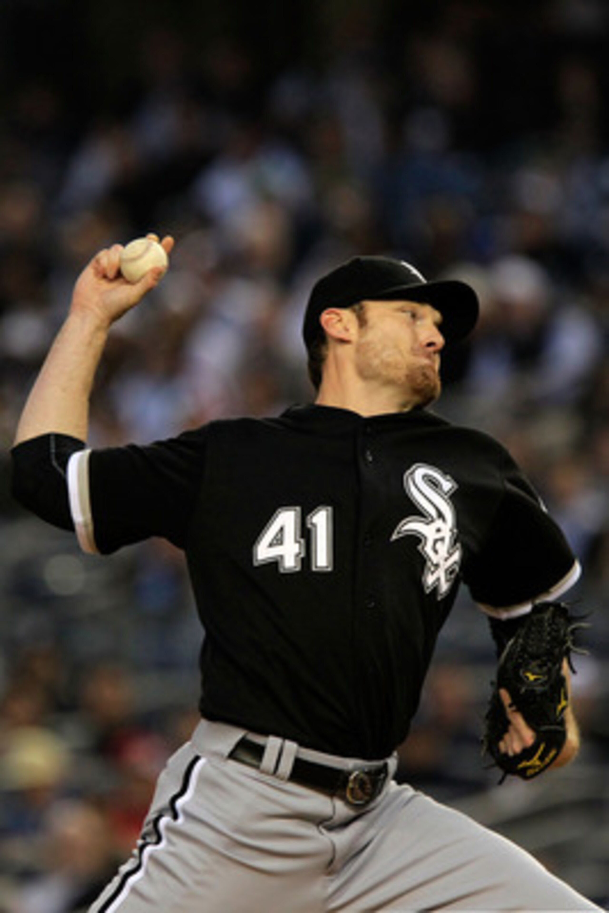 NEW YORK, NY - APRIL 25:  Phil Humber #41 of the Chicago White Sox pitches against the New York Yankees at Yankee Stadium on April 25, 2011 in the Bronx borough of New York City.  (Photo by Chris Trotman/Getty Images)