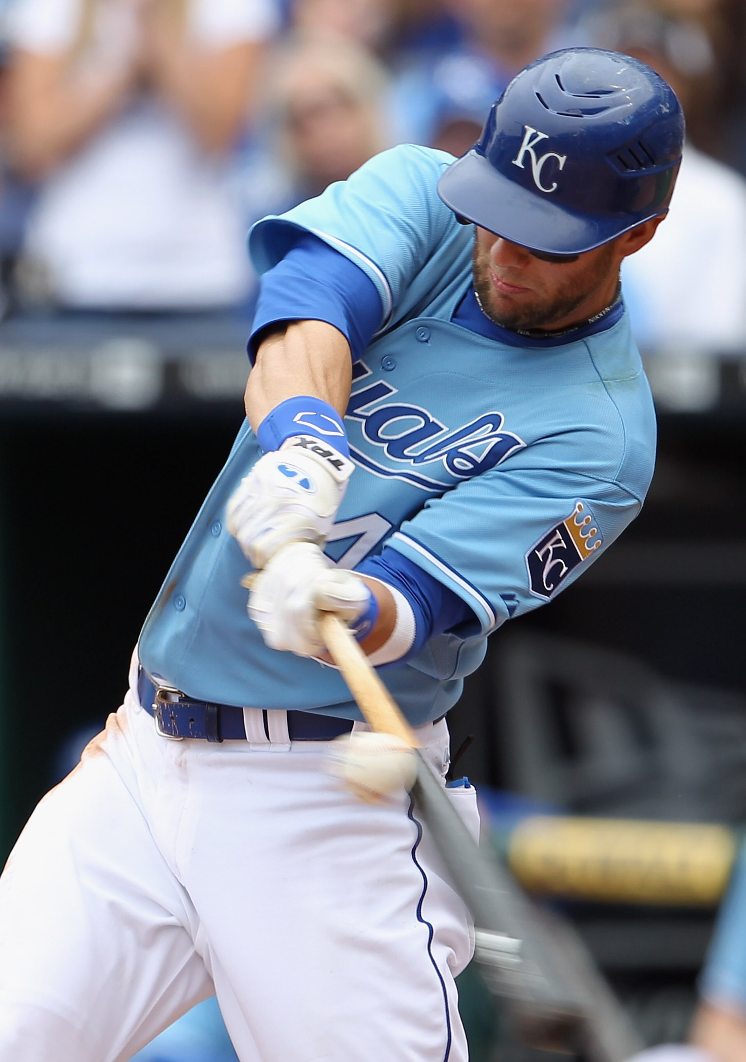 KANSAS CITY, MO - APRIL 17: Alex Gordon #4 of the Kansas City Royals connects during the game against the Seattle Mariners on April 17, 2011 at Kauffman Stadium in Kansas City, Missouri. (Photo by Jamie Squire/Getty Images) KANSAS CITY, MO - APRIL 17: Alex Gordon #4 of the Kansas City Royals connects during the game against the Seattle Mariners on April 17, 2011 at Kauffman Stadium in Kansas City, Missouri. (Photo by Jamie Squire/Getty Images)