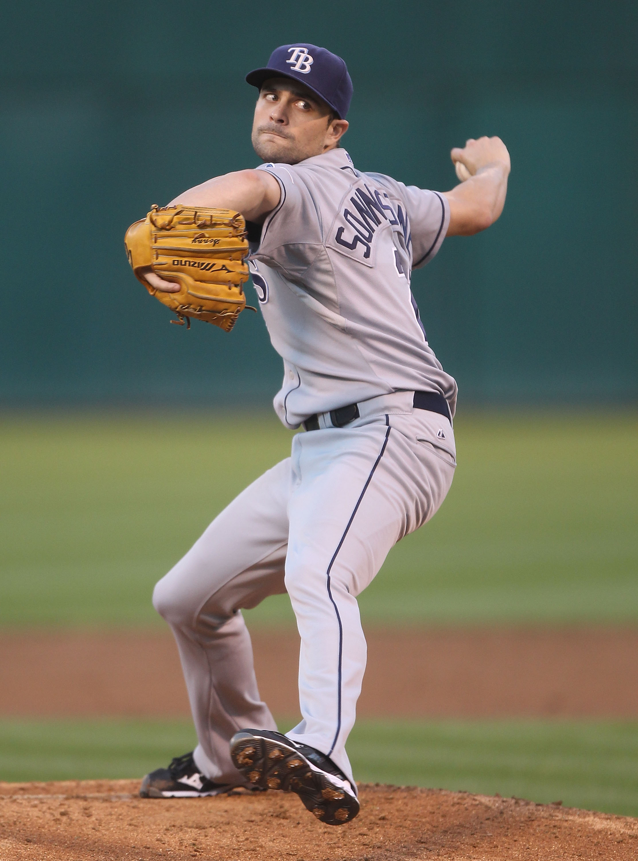OAKLAND, CA - AUGUST 19:  Andy Sonnastine #21 of the Tampa Bay Rays pitches against the Oakland Athletics during an MLB game at the Oakland-Alameda County Coliseum on August 19, 2010 in Oakland, California.  (Photo by Jed Jacobsohn/Getty Images)