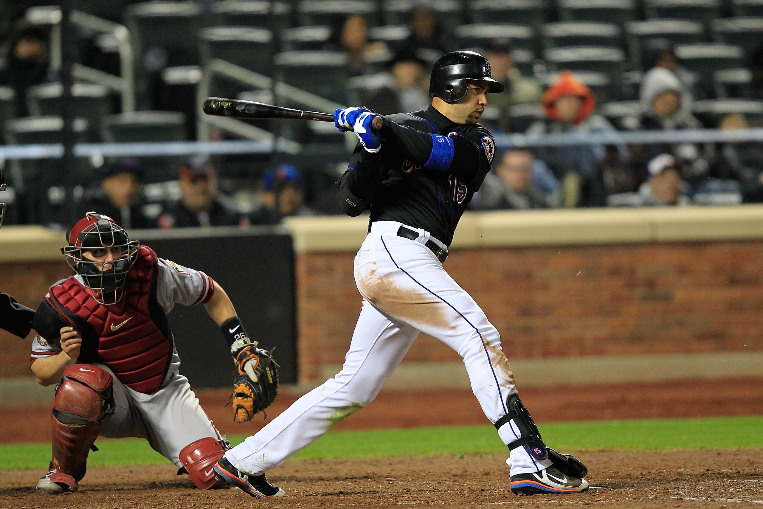 NEW YORK, NY - APRIL 22: Carlos Beltran #15 of the New York Mets hits an RBI in the eighth inning against the Arizona Diamondbacks at Citi Field on April 22, 2011 in the Flushing neighborhood of the Queens borough of New York City.  (Photo by Chris Trotma