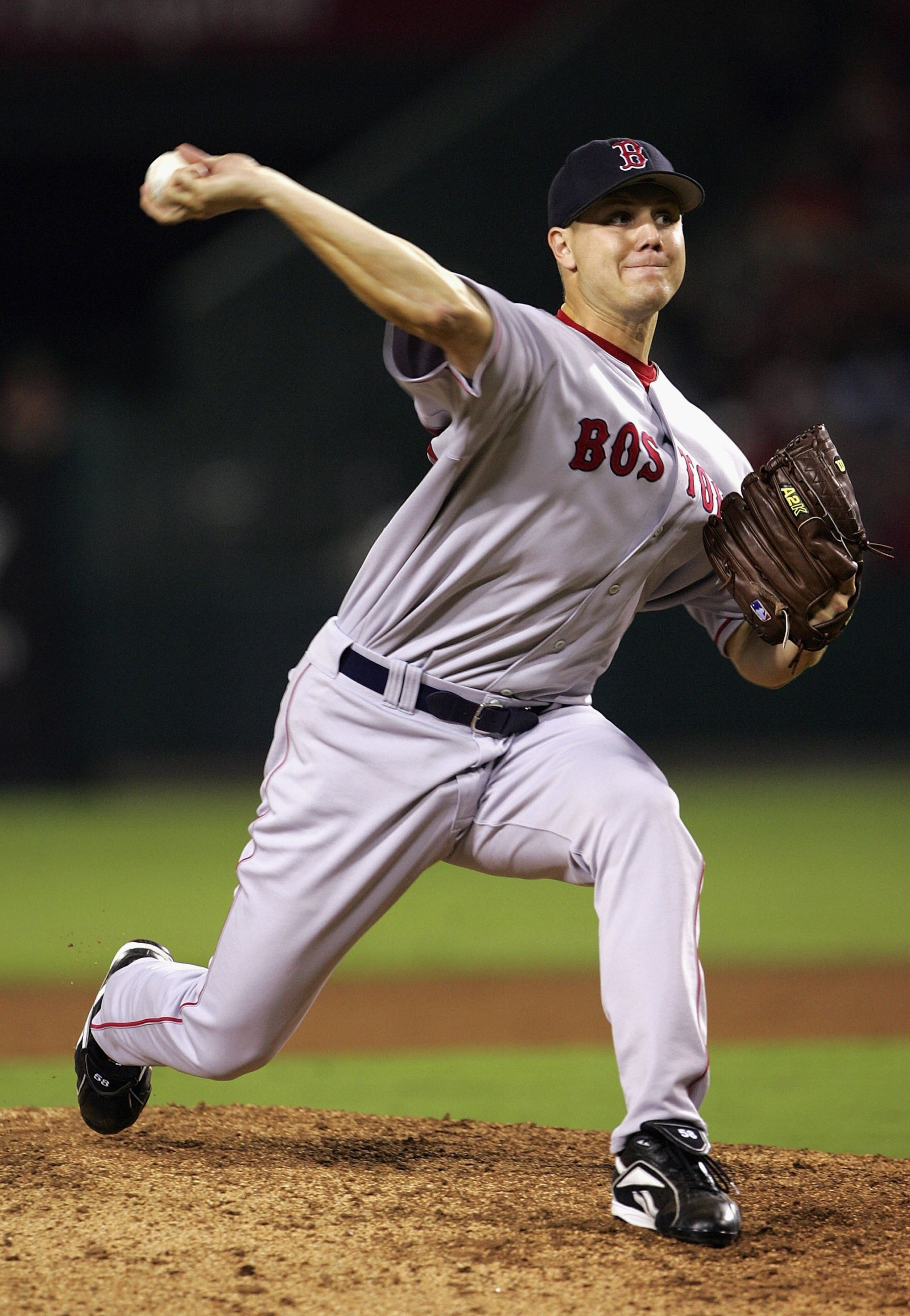 ANAHEIM, CA - AUGUST 23:  Closer Jonathon Papelbon #58 of the Boston Red Sox throws a pitch against the Los Angeles Angels of Anaheim on August 23, 2006 at Angel Stadium in Anaheim, California. Papelbon got the save as the Red Sox won 5-4.  (Photo by Step
