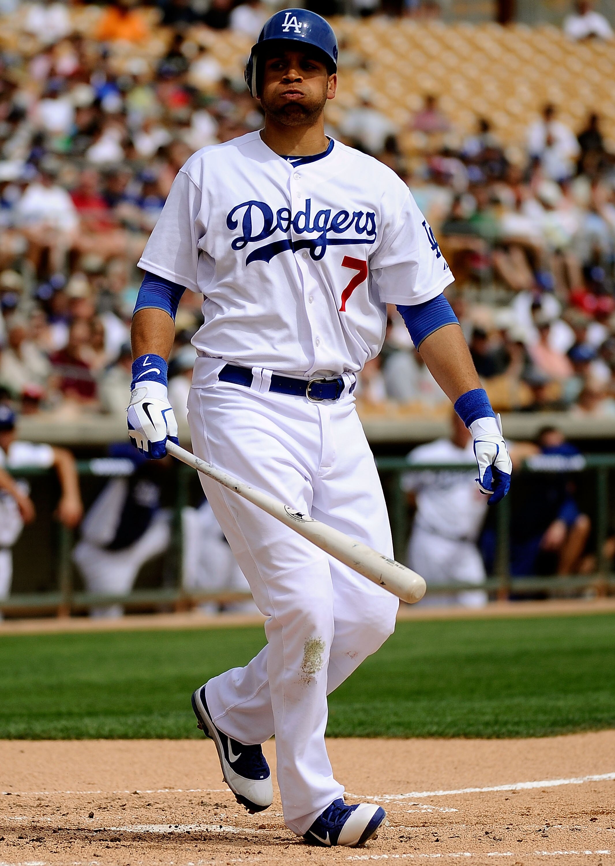GLENDALE, AZ - MARCH 15: James Loney #7 of the Los Angeles Dodgers plays in the spring training baseball game against the Texas Rangers at Camelback Ranch on March 15, 2011 in Glendale, Arizona. (Photo by Kevork Djansezian/Getty Images) GLENDALE, AZ - MARCH 15: James Loney #7 of the Los Angeles Dodgers plays in the spring training baseball game against the Texas Rangers at Camelback Ranch on March 15, 2011 in Glendale, Arizona. (Photo by Kevork Djansezian/Getty Images)
