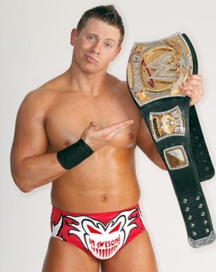 http://3.bp.blogspot.com/_q-WO0Tga-Bc/TPwLc11unTI/AAAAAAAAAU4/X3R-a29TUME/s1600/The-Miz-Pose-With-His-WWE-Champion.jpg
