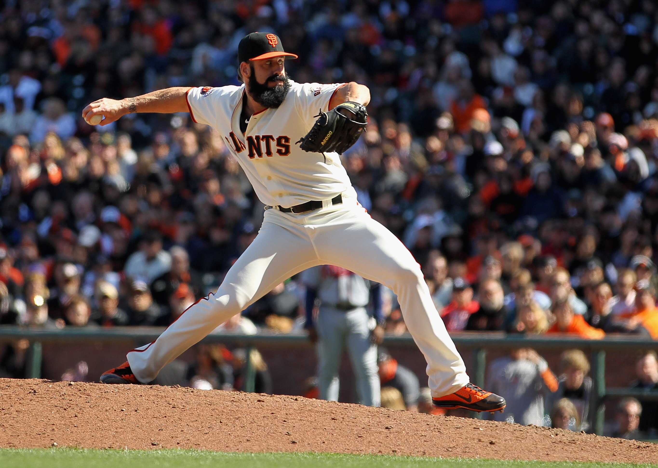 SAN FRANCISCO, CA - APRIL 24:  Brian Wilson #38 of the San Francisco Giants in action against the Atlanta Braves at AT&T Park on April 24, 2011 in San Francisco, California.  (Photo by Ezra Shaw/Getty Images)