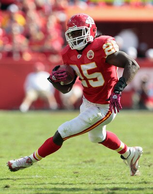 KANSAS CITY, MO - OCTOBER 24:  Jamaal Charles #25 of the Kansas City Chiefs in action during the game against the Jacksonville Jaguars on October 24, 2010 at Arrowhead Stadium in Kansas City, Missouri.  (Photo by Jamie Squire/Getty Images)